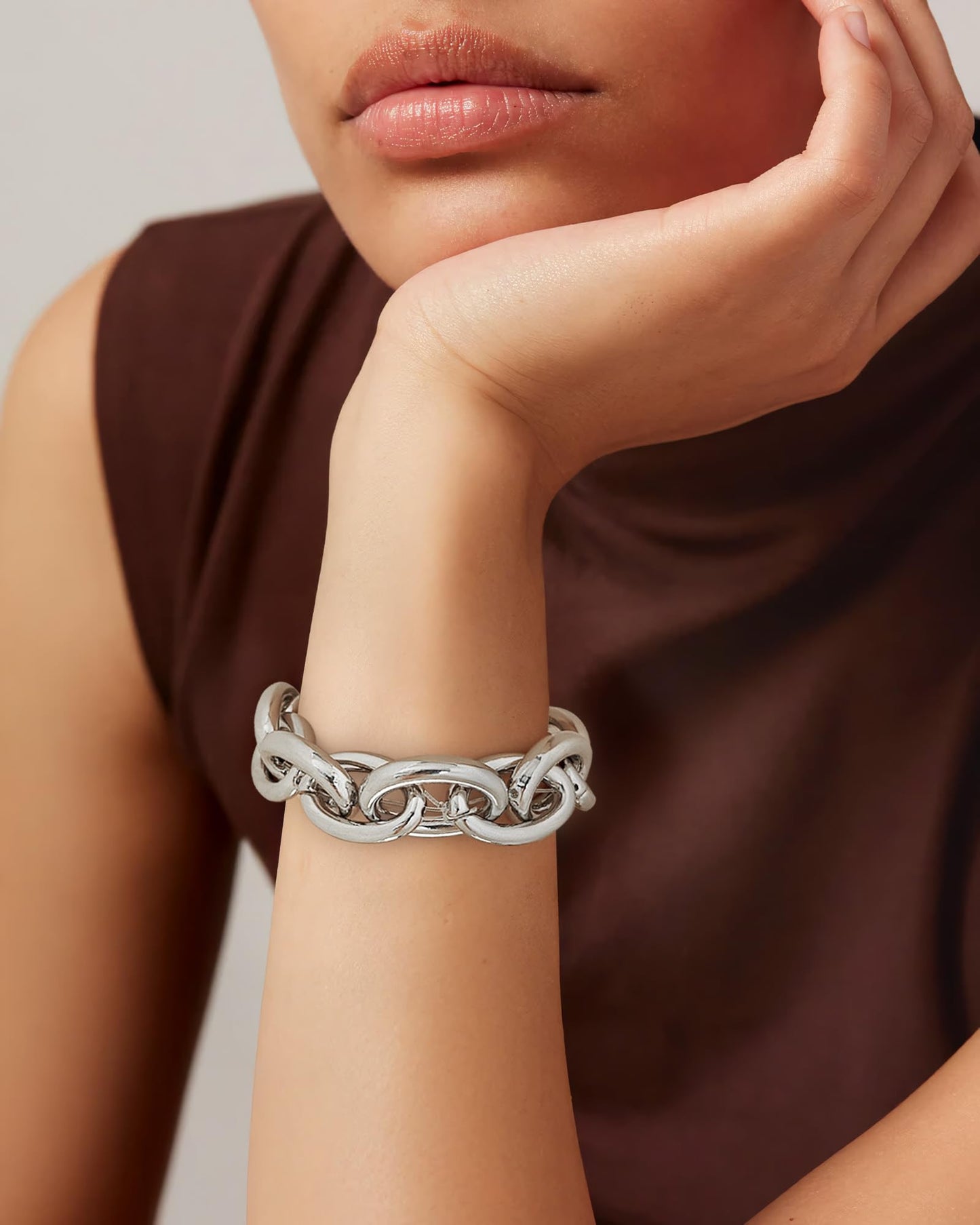 WOWORAMA Silver Chunky Bracelet for Women Thick Chunky Chain Bracelets Elastic Stretch Link Chain Bracelets Adjustable Silver Statement Bracelet