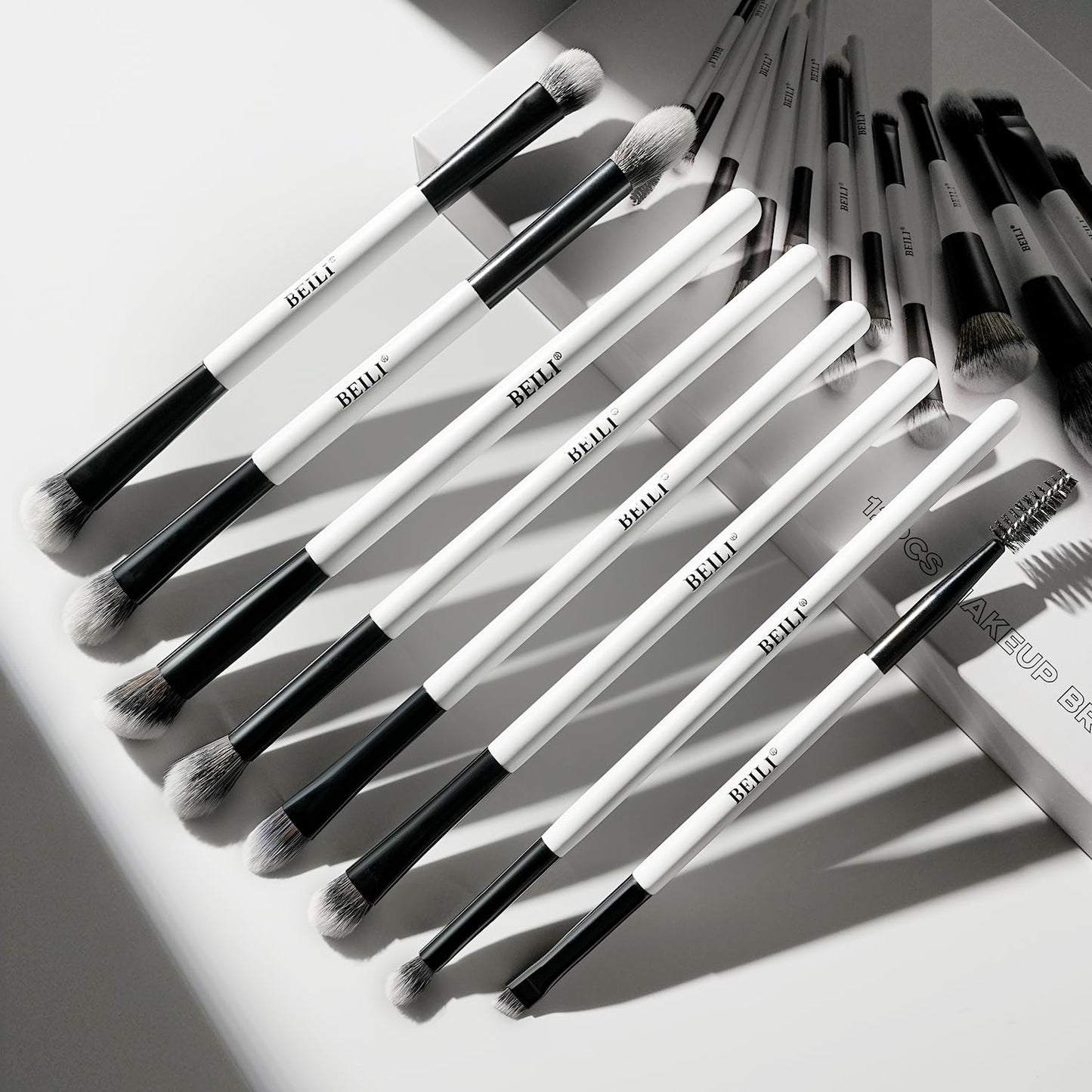 BEILI 12 Pcs Double-Sided Makeup Brush Set, 18-in-12 Multi-Use Brushes for Contour, Foundation, Highlight, Blush, Eyeshadow, Eyeliner & Concealer, Black & White Travel Kit for Polished Daily Makeup