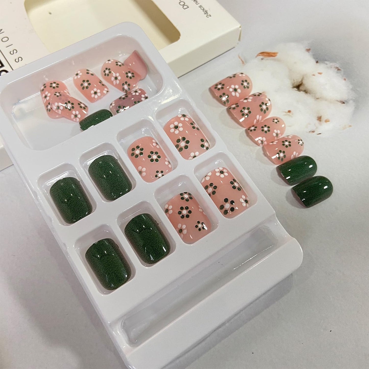 Tyuimhx Flower Press on Nails Short Square Green Spring False Glossy Full Cover Stick on Acrylic Floral Artificial Glue on Nails for Women Girls 24Pcs