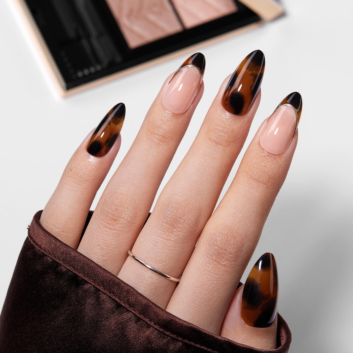VSALON Press on Nails Almond Maillard Series - Brown Color Collection