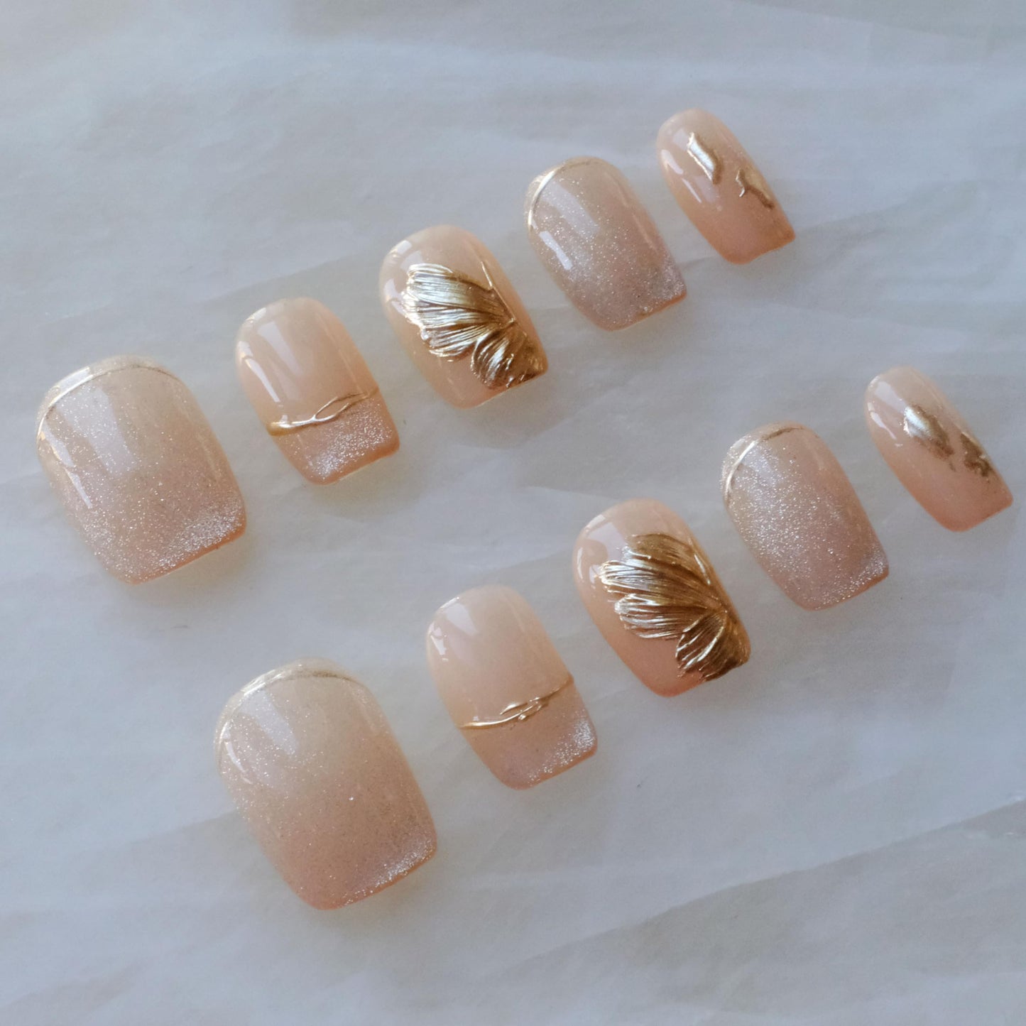 [GLORS] Purely Handmade Press On Nails | Flower Dance - Artistic nails with Cat-Eye and Icy Sheer Nude Color | Salon Quality in Short Square 10 pieces(XS, SS)