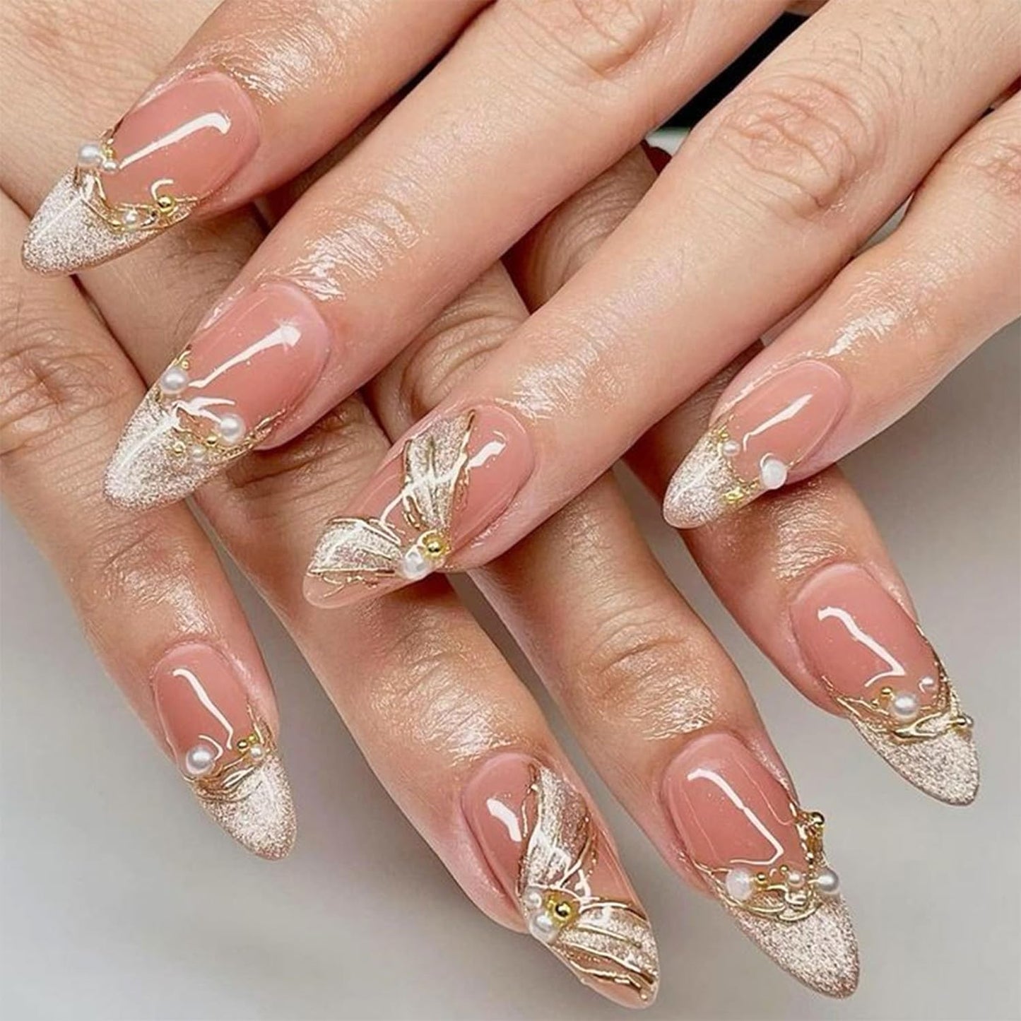 Gold Irregular Pattern Press on Nails Glitter French Tip Fake Nails with Pearl Design Long Almond False Acrylic Nail Glossy Full Cover Artificial Glue on Nail for Women DIY Manicure