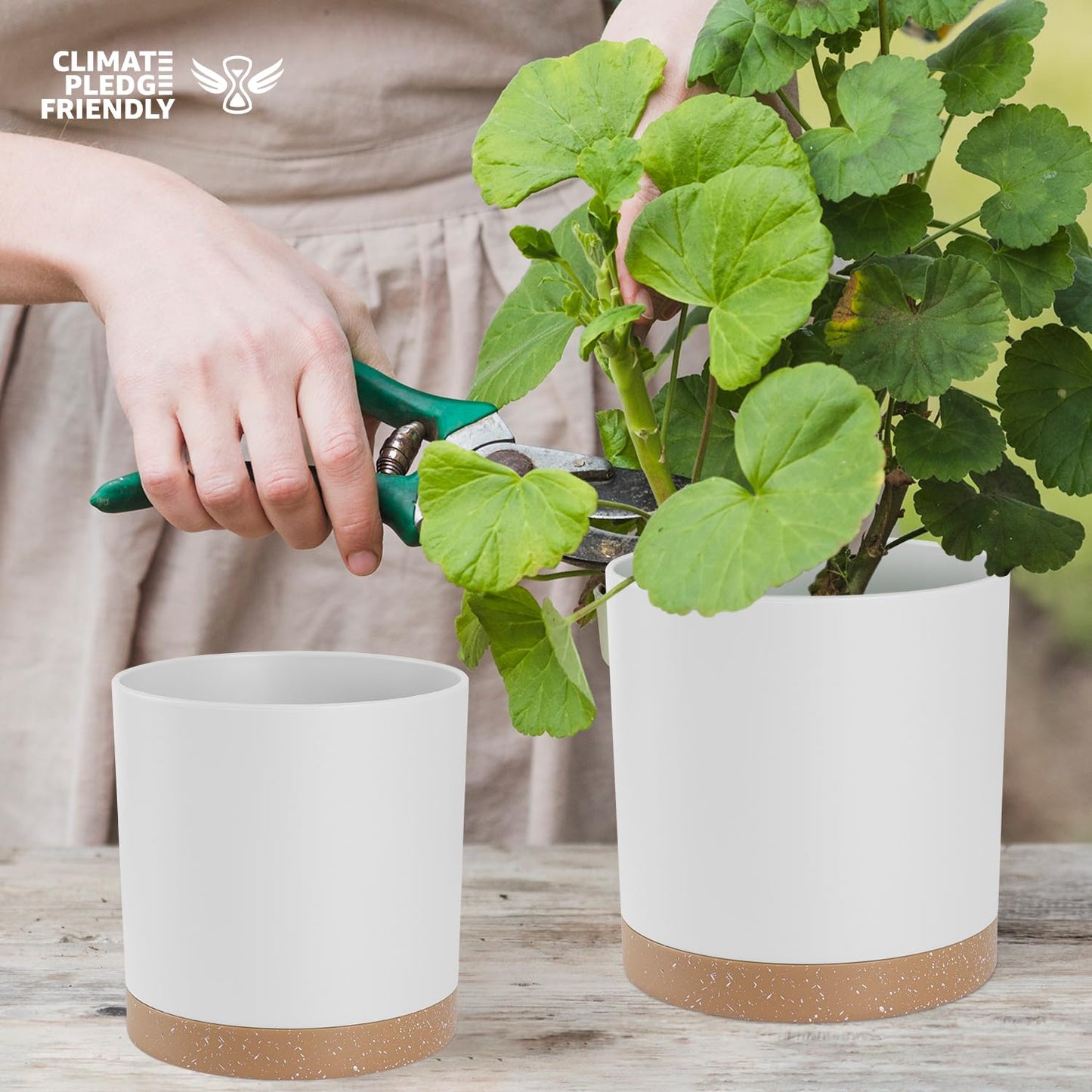 YNNICO Plant Pots with Drainage Holes and Saucers – 7, 6.5, 6, 5, 4 Inch Plastic Planters for Indoor Outdoor Plants, Modern Matte Finish, Lightweight & Durable（White