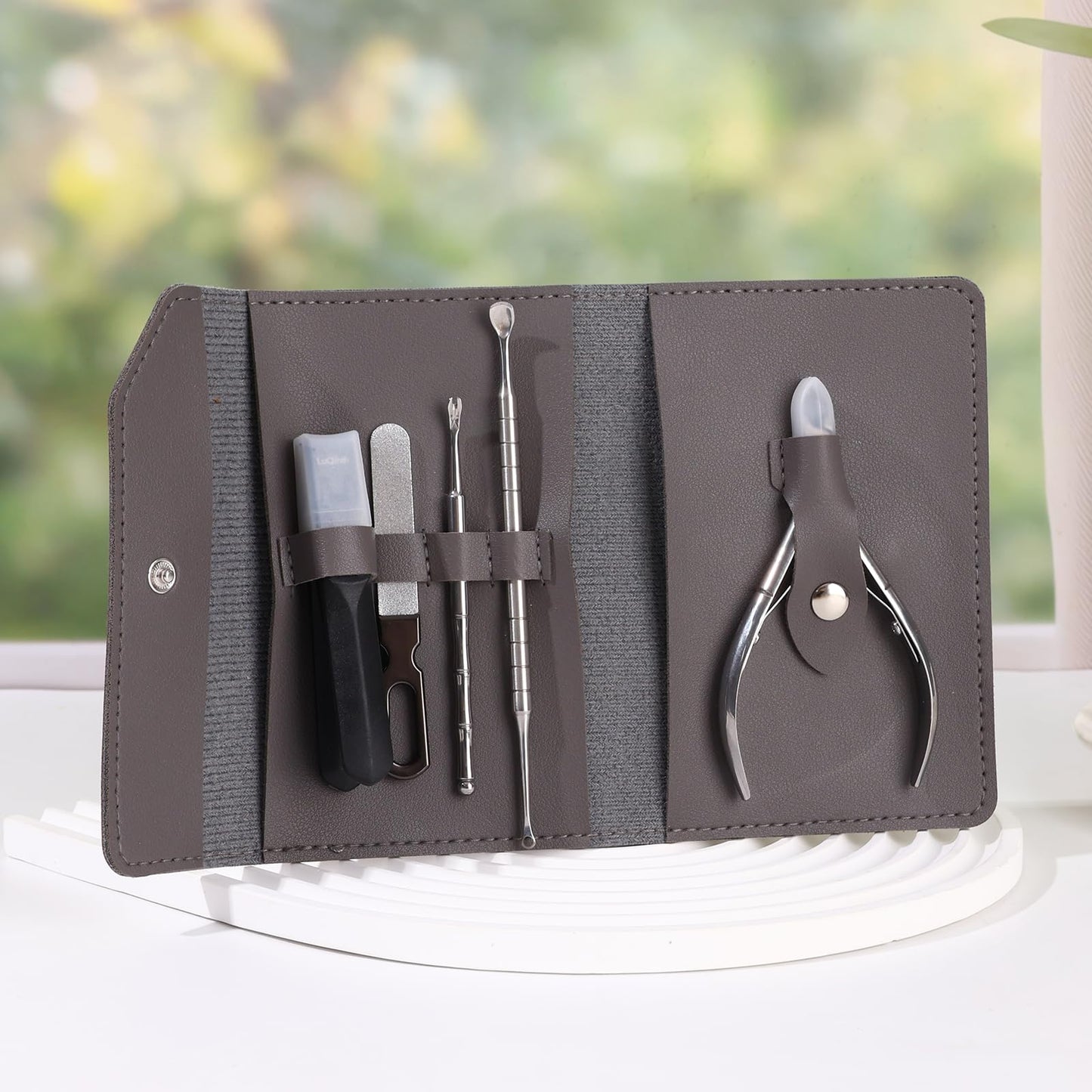 Manicure Set, Cuticle Trimmer, Durable Alloy Nail File.