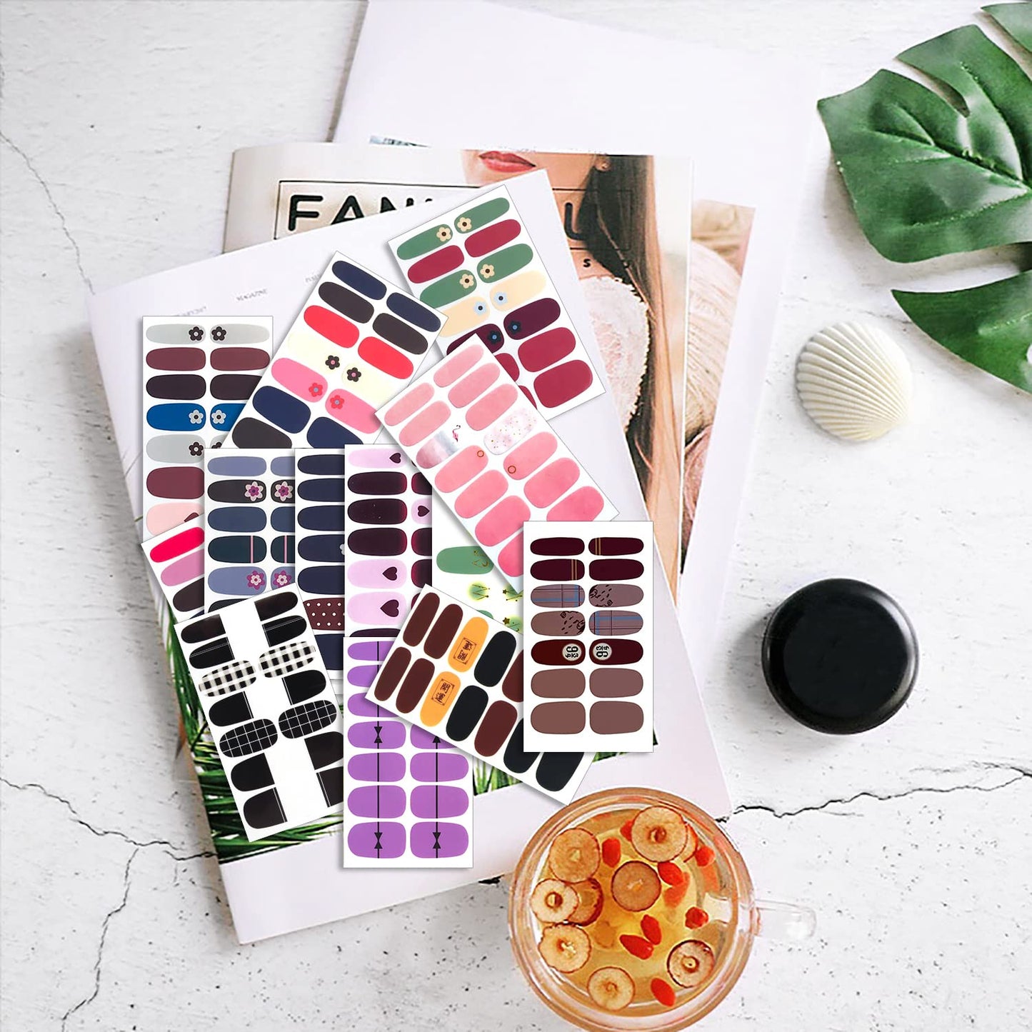 DANNEASY 30 Sheets Nail Polish Strips for Women Full Nail Wraps Gel Nail Strips Self Adhesive Nail Polish Stickers Stick On Nails Fingernails Manicure Sticker Nail Art Accessories with Nail File