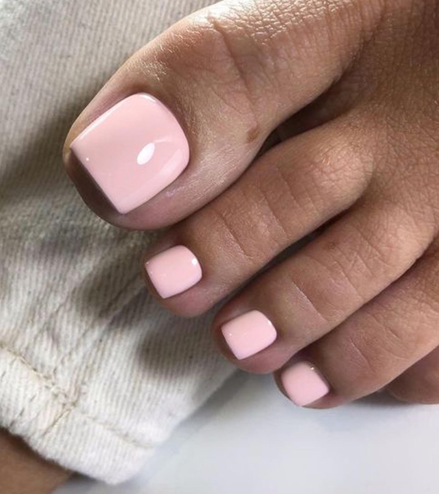 Morily Press on Toenails Light Pink Fake Toenails Short Acrylic Toe Nails Square False Toes Nails Reusable Full Cover Beach Toesnails for Women - 28Pcs in 14 Sizes