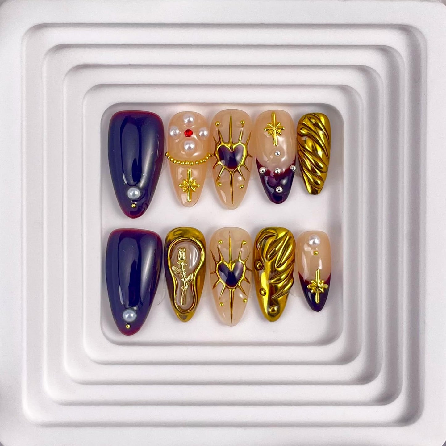 RDNTBEU Press on Nails Gold Medium Almond 3D Fake Nails Reusable Luxury Handmade Glue on Nails with Design French tip GEM Wave,Press ons Muti-Layer Gel Acrylic Handmade Nails for Wome Manicure(Size L)
