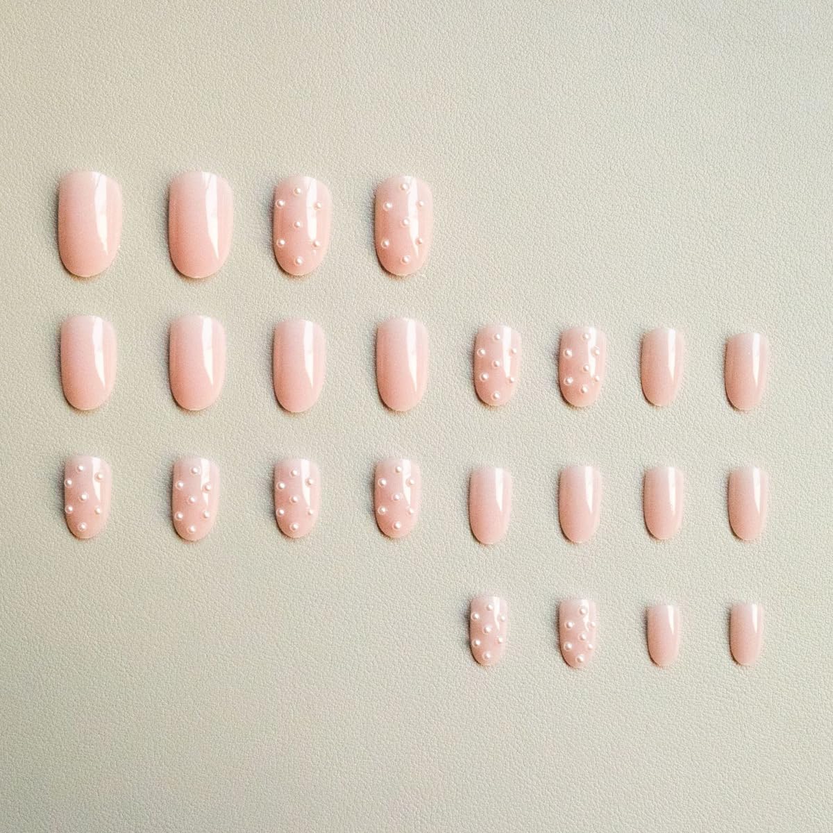 Pink Press on Nails Medium Oval Fake Nails Nude Nails Press ons with 3D Pearl Design,Cute Reusable Artificial Nail Full Cover Stick on Nails for Women Manicure 24Pcs