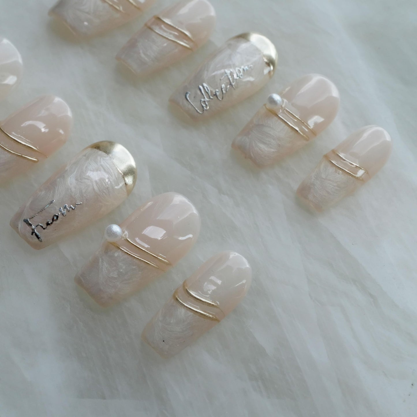 [GLORS] Purly Handmade Medium Ballerina Press on Nails | Luxurious Gold Pearl Fake False Nails, 10 Pieces (Small, MB)