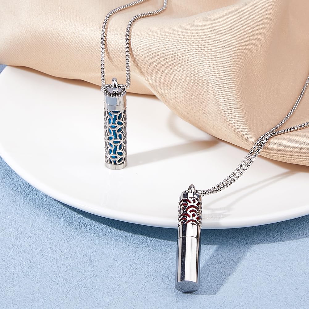 SUPERFINDINGS 2 Styles Essential Oil Necklace Diffuser Oil Aromatherapy Pendant with 20Pcs Felt Pads Changeable Perfume Pads Stainless Steel Diffuser Locket Pendant Set for Woman Men Christmas Gifts