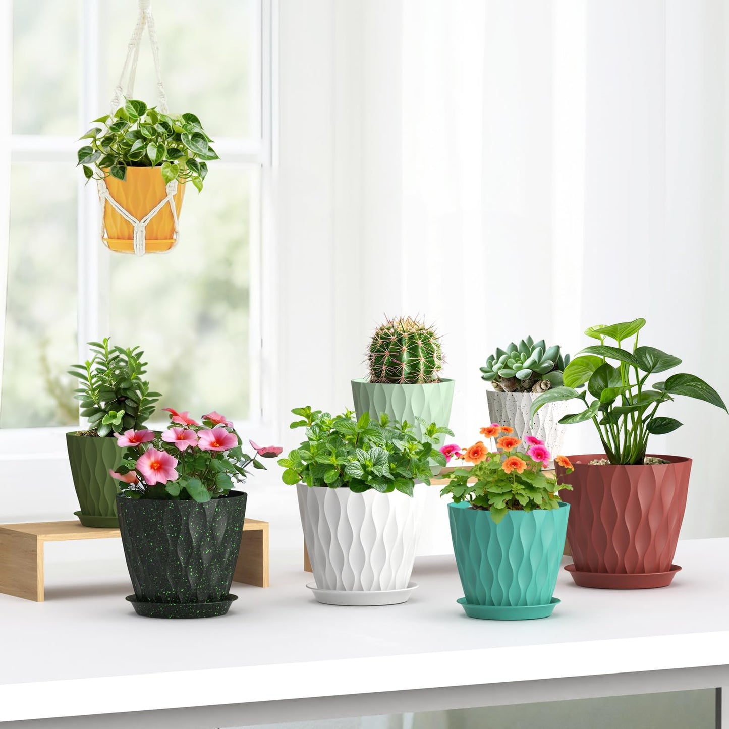 Meowell 7/6.5/6/5.5/5/4.5/4 inch Plant Pots for Indoor Outdoor Plants, 7 Pack Thick Flower Pots with Drainage Holes and Saucers, Modern Wave Texture Plastic Planters Nursery Pots, Speckled White