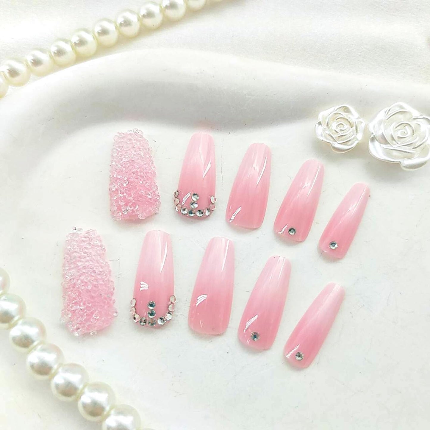 Coffin Press on Nails Medium Fake Nails with Rhinestones Gradient Designs Full Cover Nails Press ons Glossy Glue on Nails Pink Acrylic Nails White False Nails Cute Stick on Nails Women 24Pcs