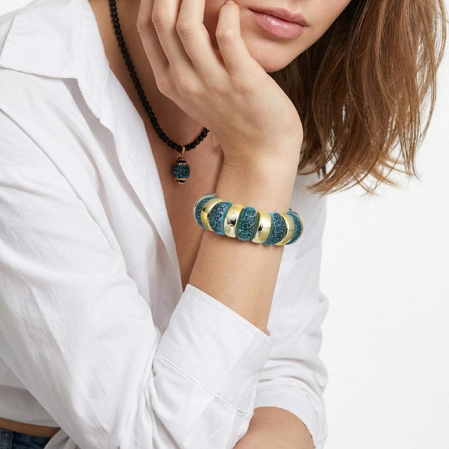 GOOJIDS Leopard Beaded Gold Plated Bangles Bracelet Chunky Bamboo Tube Curved Stacking Clear Acrylic Colorful Beads Stretchable Plated Bracelets Set For Women