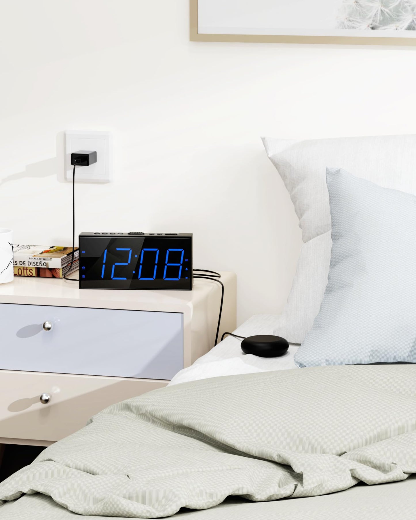 Roxicosly Loud Alarm Clock with Bed Shaker, Vibrating Alarm Clock for Heavy Sleepers/Hard of Hearing/Deaf,Dual Alarms, 7.5’’ Large LED Display, Dimmer, USB Charging Port, Plug-in with Memory Function