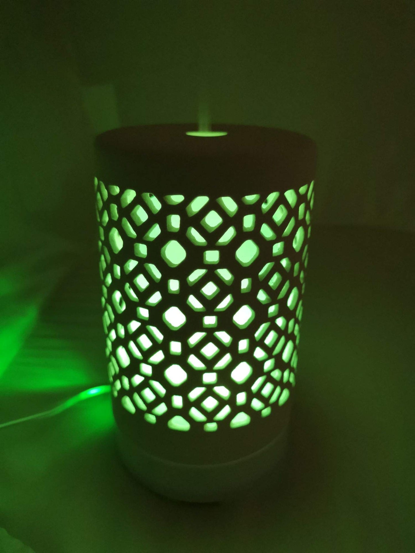 EcoGecko Ceramic Essential Oil Aroma Air Freshener Diffuser, Ultrasonic Diffusing Cool Mist Humidifier with Timers for Office Home Bedroom Baby Room Study Yoga Spa, with Timer and 7 Color Light