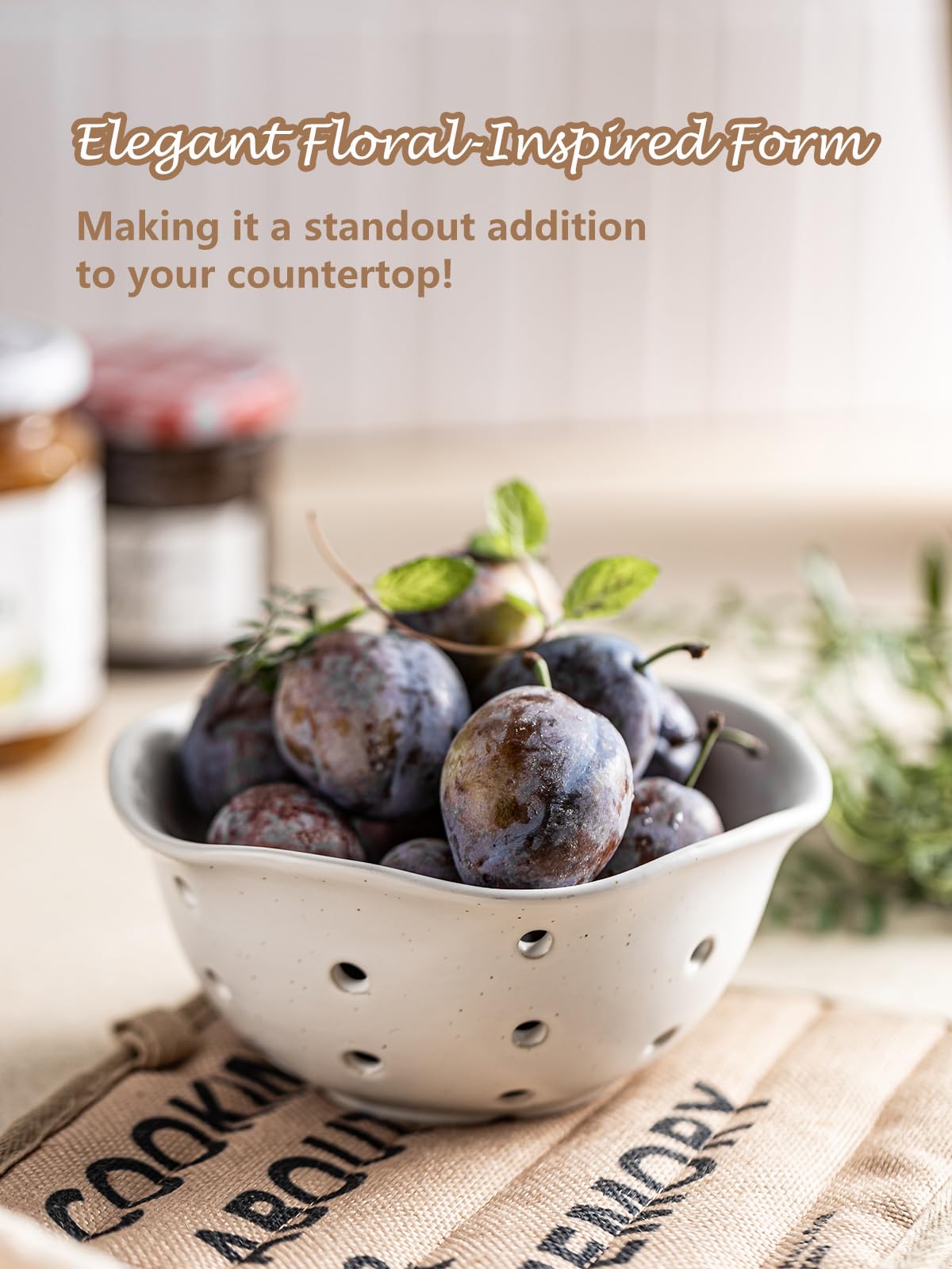 Gomakren Ceramic Berry Basket Set of 2, Rustic Fruit Basket Container 6 Inch, Fruit Bowl with Holes for Kitchen, Berries, Strawberry, Grape, Cherry, Mothers Day Gifts, Floral Shape - Cream White