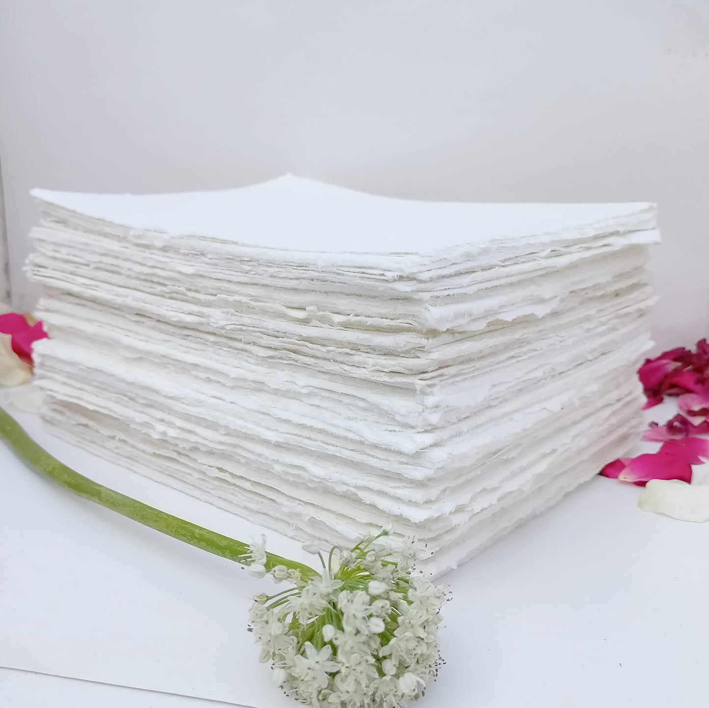 E-Tailor Handmade Paper Mixed Media Deckle Edge Blank Loose Leaf for Watercolor, Writers, Invitations, Crafts Package of 50-Thick 150 GSM-Ivory White (2x3)