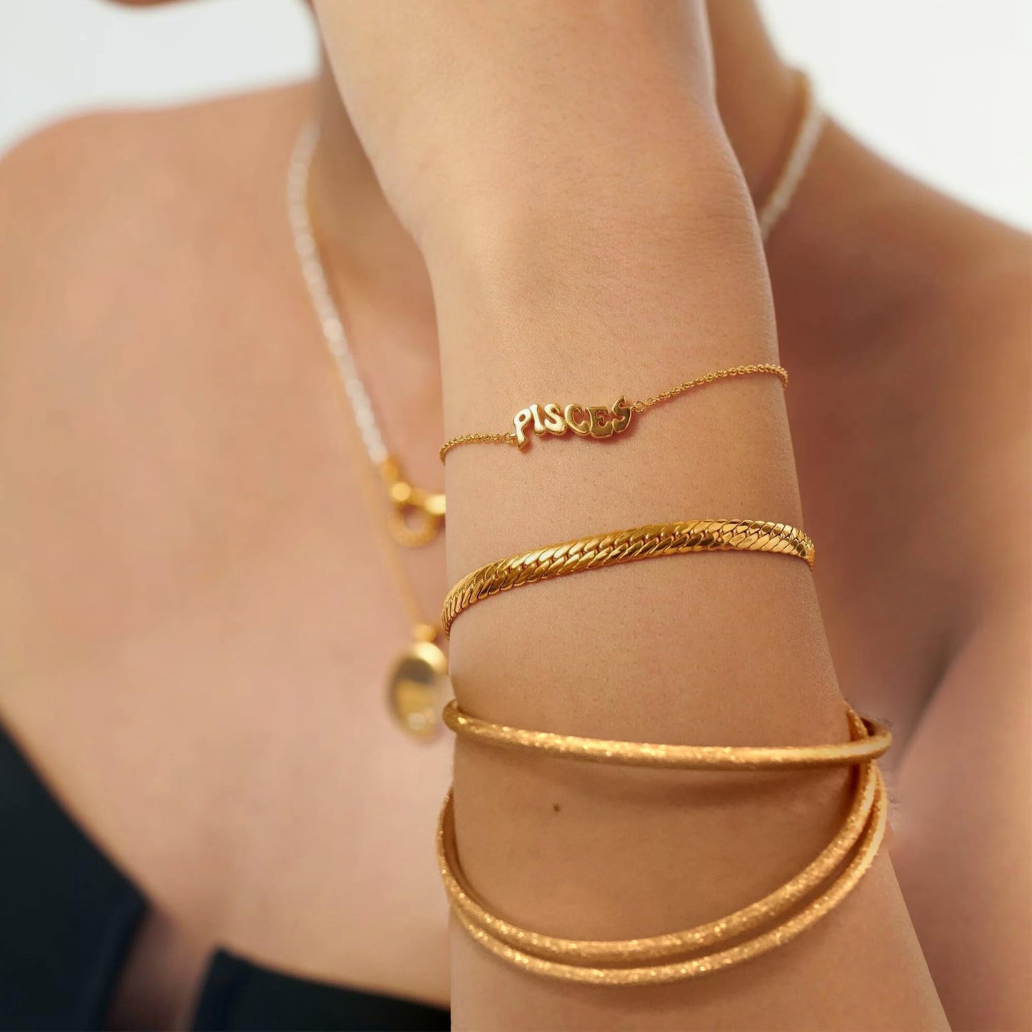 Kainier 3mm 14K Gold Plated Bangle Bracelets 3mm Elegant Thin Round Bangles for Women Stackable Oval Solid Bracelets Sets Ideal Gift for Love (Gold A, 8.0 Inches)
