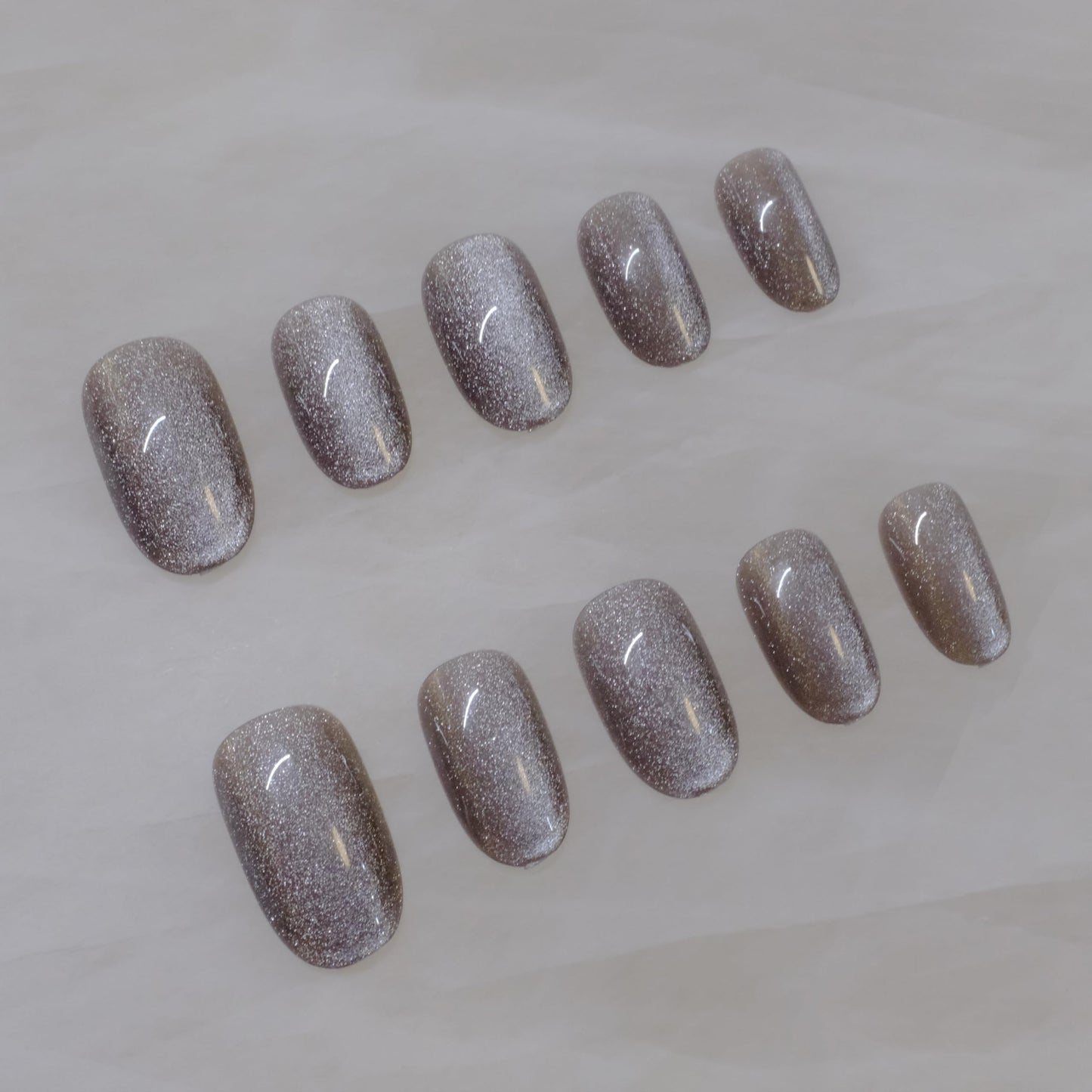 Glossy Cat Eye Short Round Press-On Nails for Daily Wear, Matte (Grey, 24 pcs)
