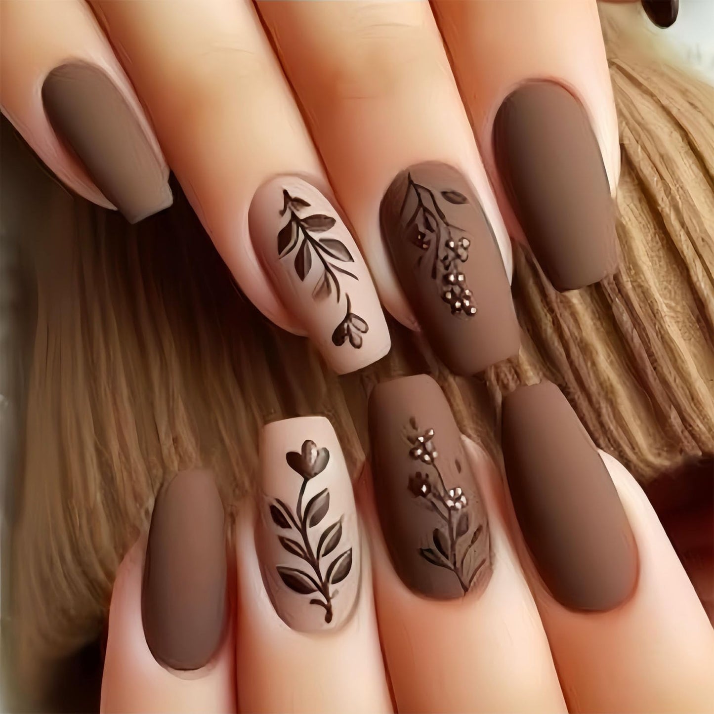 Fall Press on Nails Medium Coffin Fake Nails with Leaves Flower Designs Matte Glue on Nails Brown Nails Press ons Autumn Acrylic Artificial Stick on Nails for Women 24Pcs