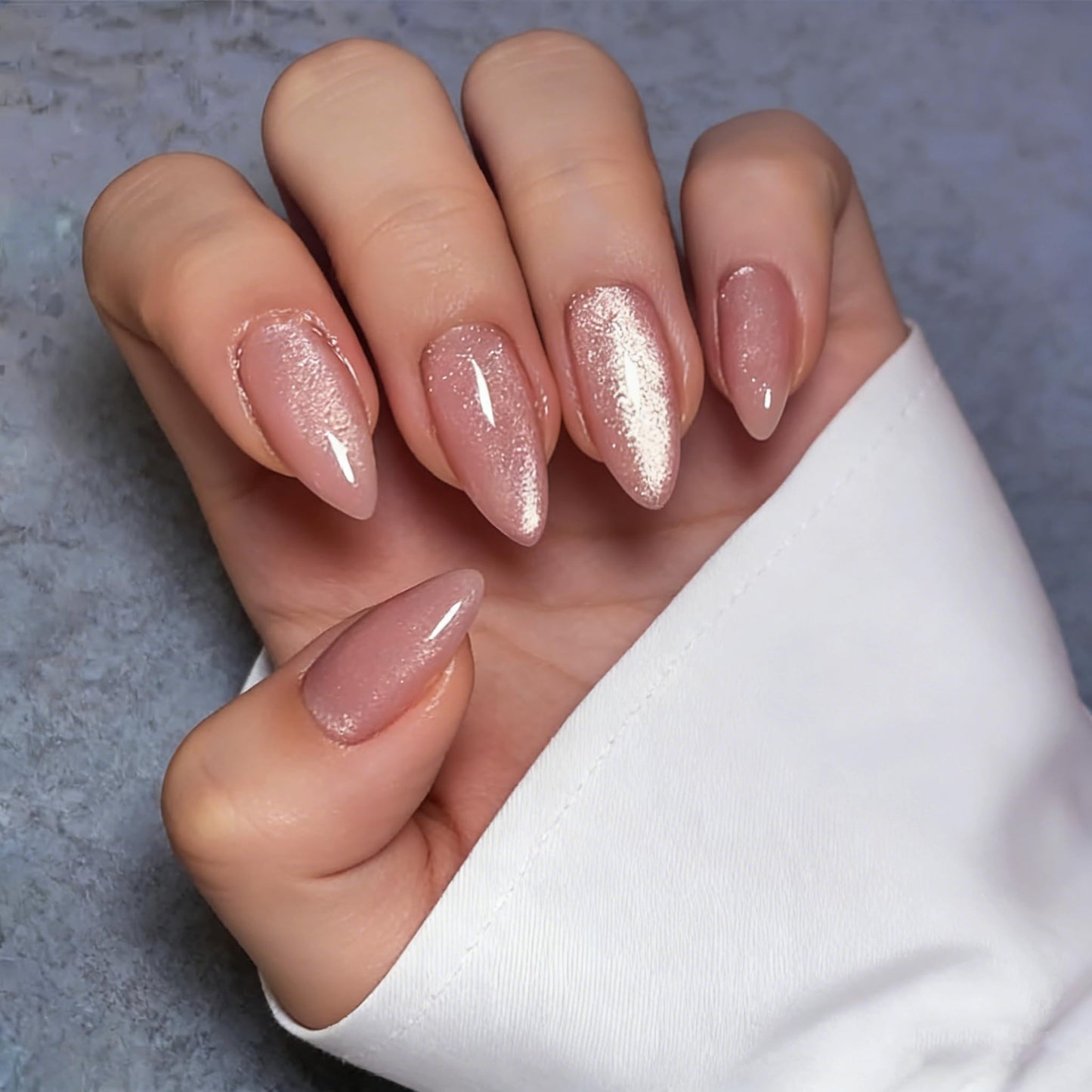 KQueenest Cat Eye Light Pink Press on Nails Medium Almond, 30 Pcs Glitter Nude Pink Fake Nails Press ons, Sparkly Acrylic Nails for Salon Manicure, Reusable Glue on Nails for Women Beginner