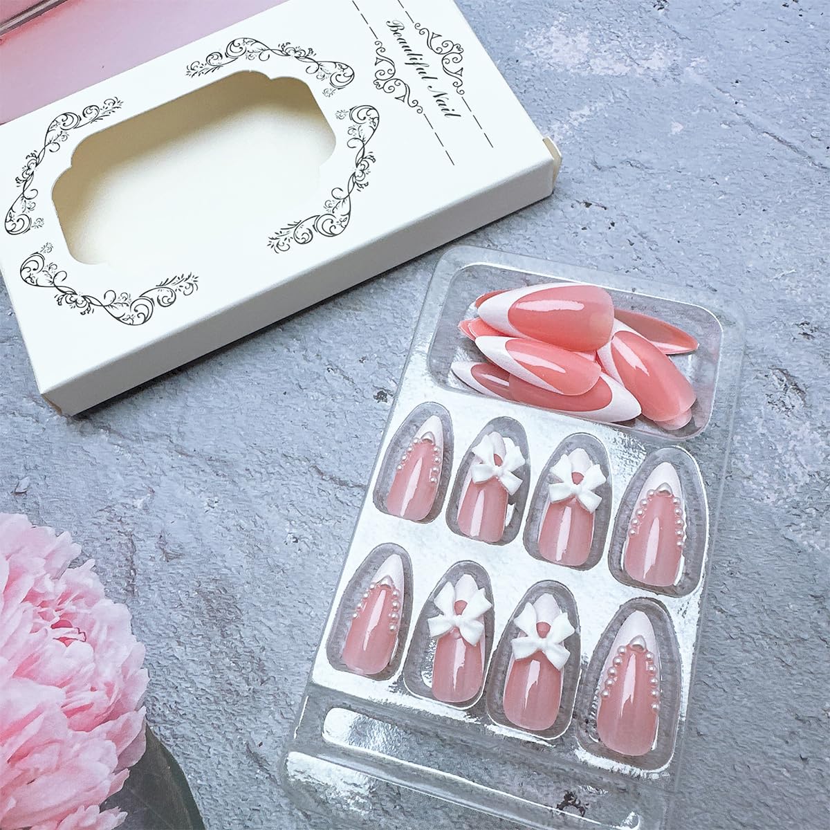 FDSQHSA 24 Pcs White French Tip Press on Nails Short Almond Gel False Nails with Pearl Designs Bow, Full Cover Stick on Nails for Women And Girl