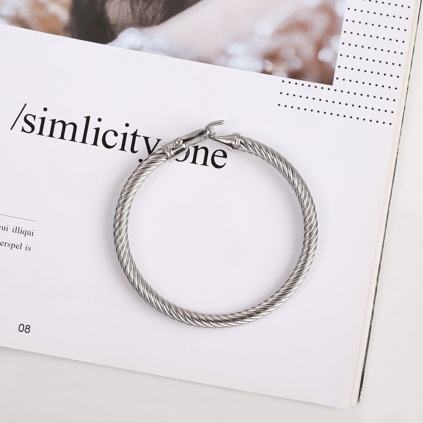 HX SHARE Twisted Cable Bracelet Stylish Fine Stainless Steel Cable Cuff Bracelet with Hook Clasp Bracelets Jewelry for Women