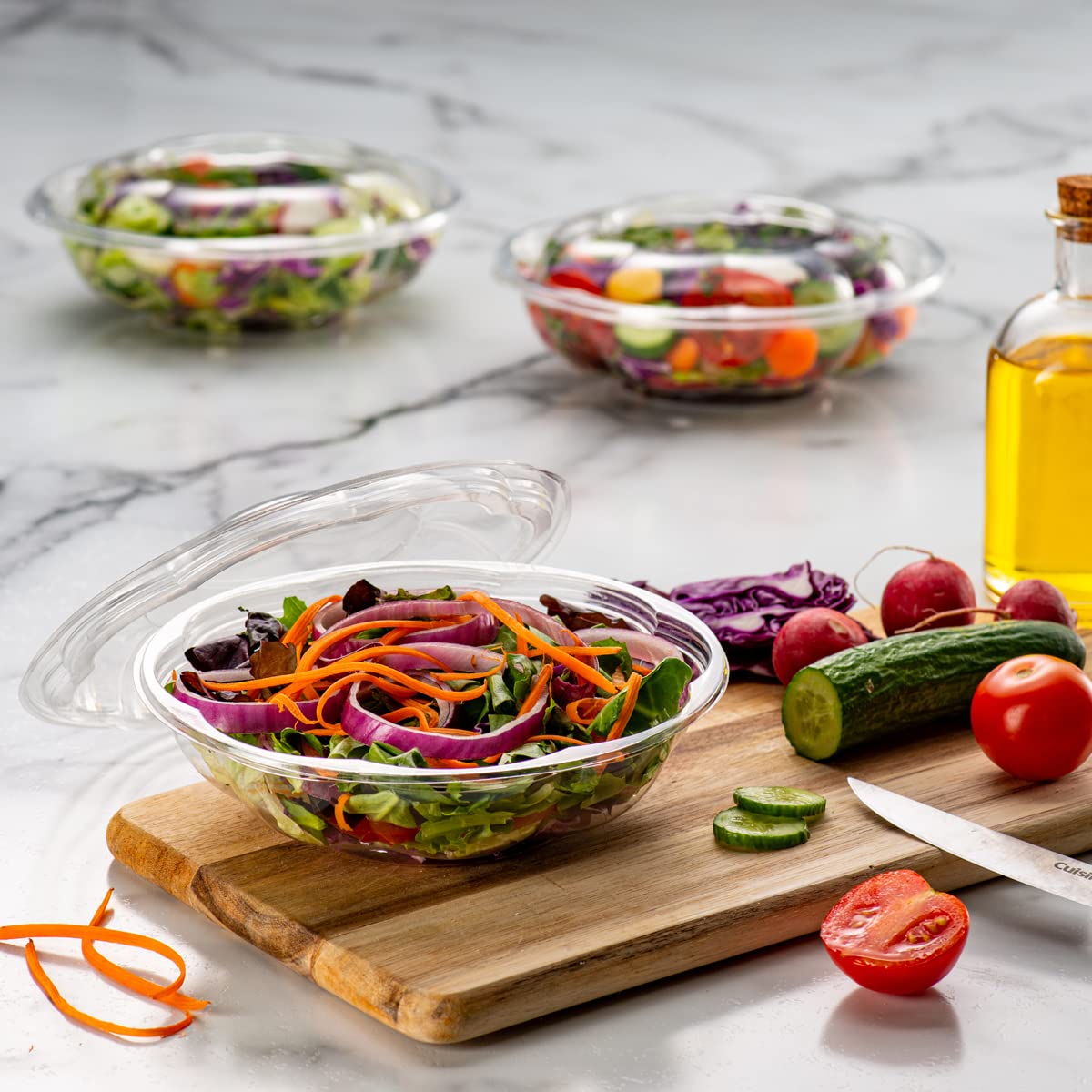 GUSTO [18 oz. - 50 Count Clear Plastic Salad Bowls with Lids, Disposable Salad Containers - Perfect for Takeout, Salads, and Meal Prep (Formerly Comfy Package)