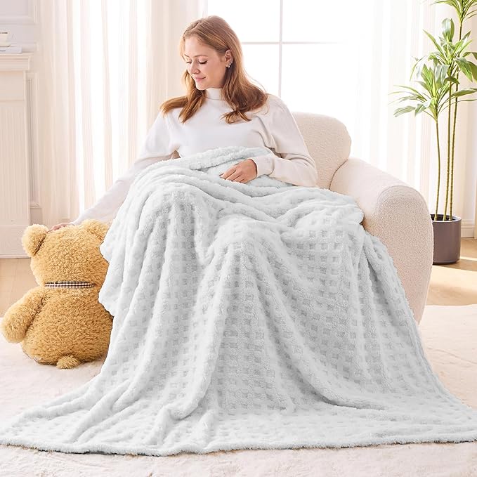 NEWCOSPLAY Super Soft Throw Blanket White Premium Silky Flannel Fleece 3D Waffle Checkered Lightweight Bed Blanket All Season Use (White, Throw(50"x70"))