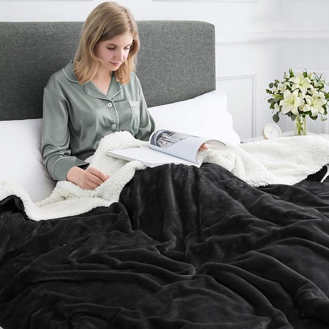 IR Imperial Rooms Sherpa Blankets Queen Size - Thick and Warm Black Blankets for Winter, Reversible Soft and Fuzzy Fluffy Queen Size Blanket for Bed, 90x90 Inches