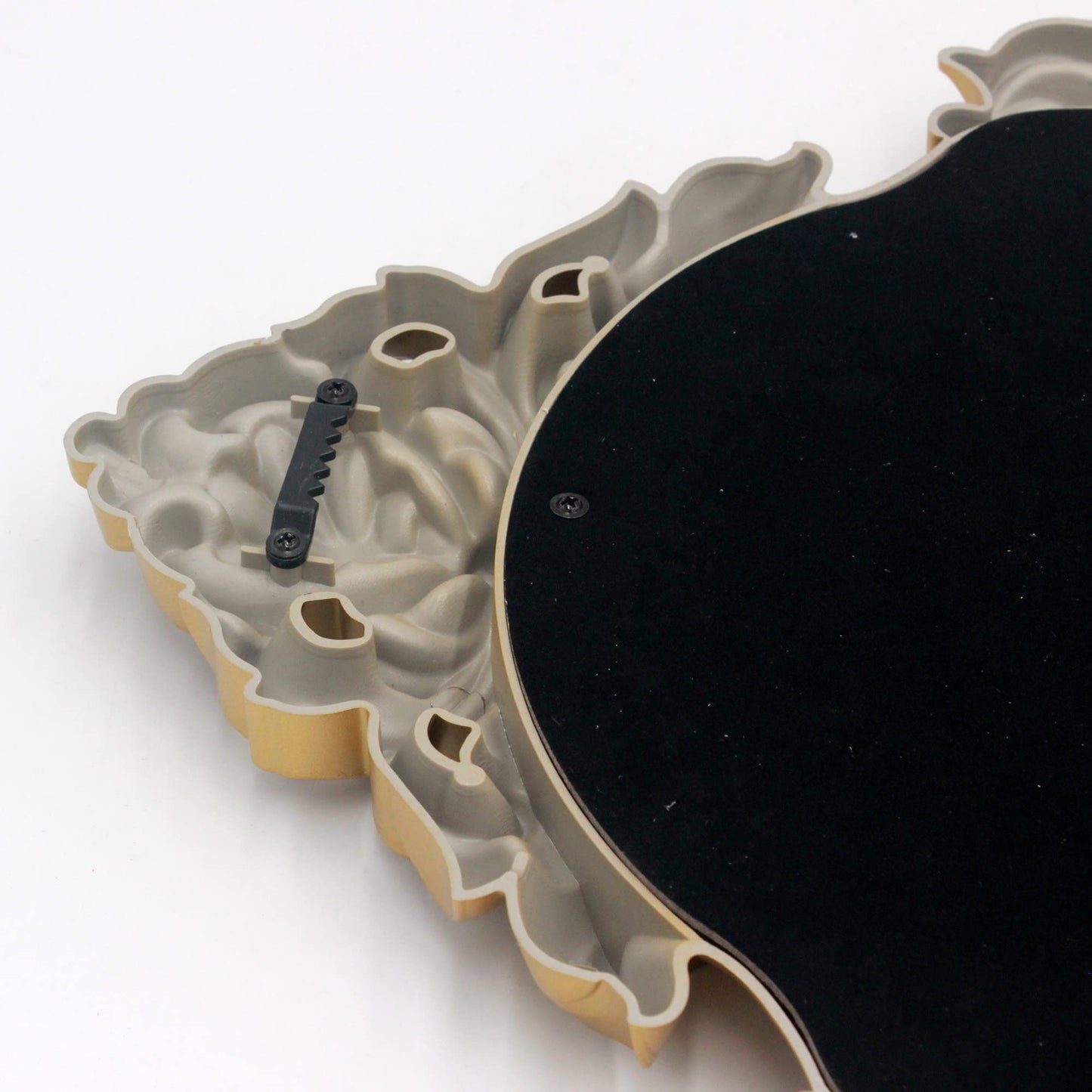 Eaoundm 16.5 x 11.5inch Vintage Mirror Antique Mirror Shield Shape Plastic Frame (Vintage Gold)