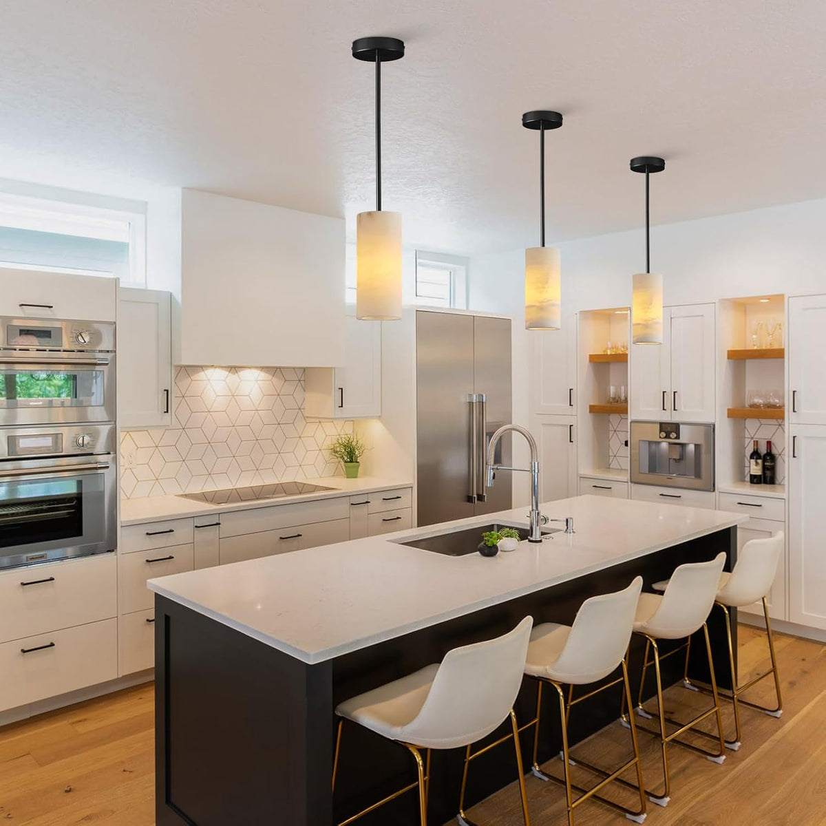 Alabaster Pendant Light Kitchen Island, H-9.5in Black Pendant Light Fixtures with Natural Marble Shade, Adjustable Ceiling Pendant for Dining Room, Living Room, Bedroom & Bathroom