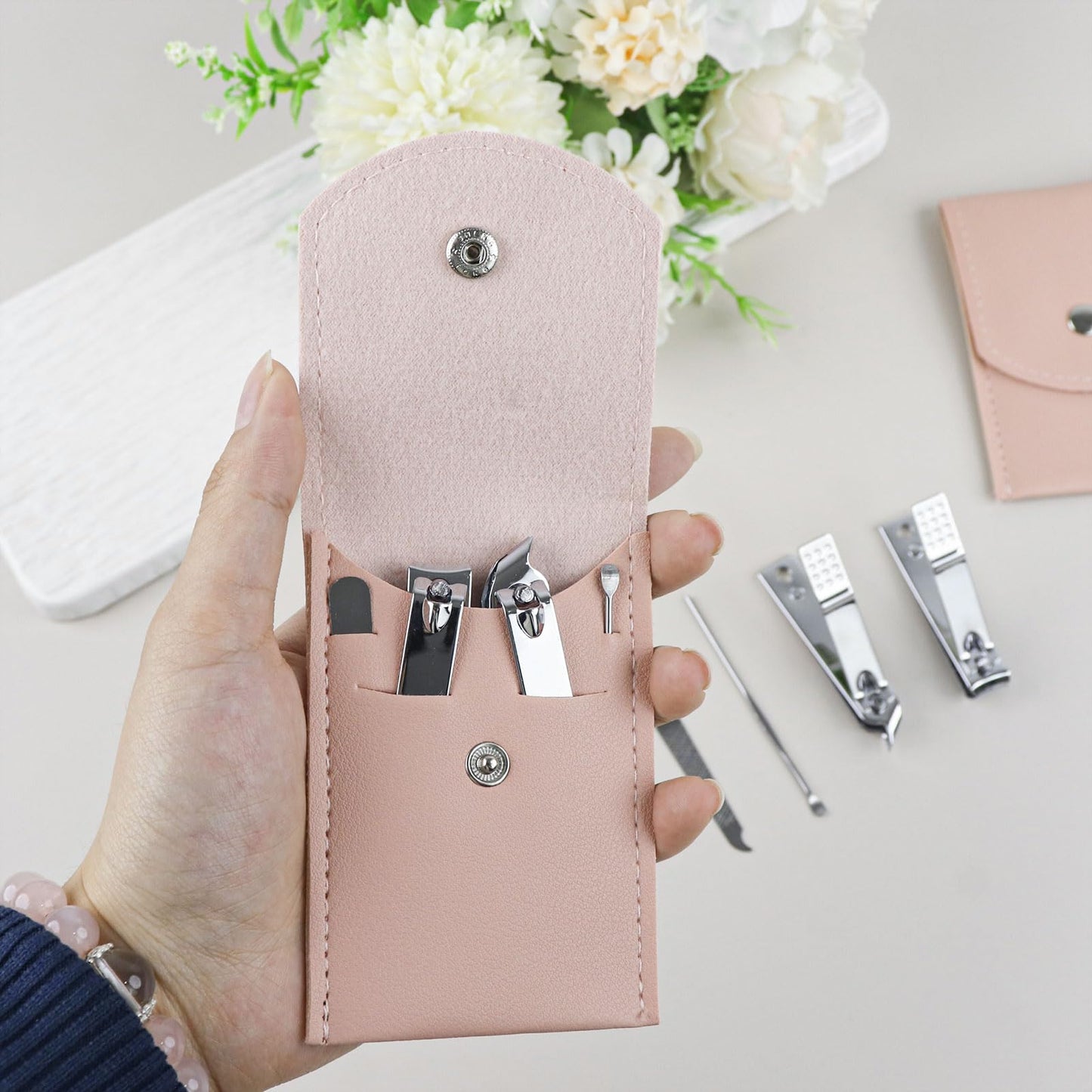 20 Sets Manicure Set Bulk, Nail Clippers Kit Stainless Steel Fingernail Clippers Set, Sturdy Nail Tip Cutter Trimmers Professional Grooming Toenail Clippers Personal Pedicure Kits Gift (Pink 4 in 1)