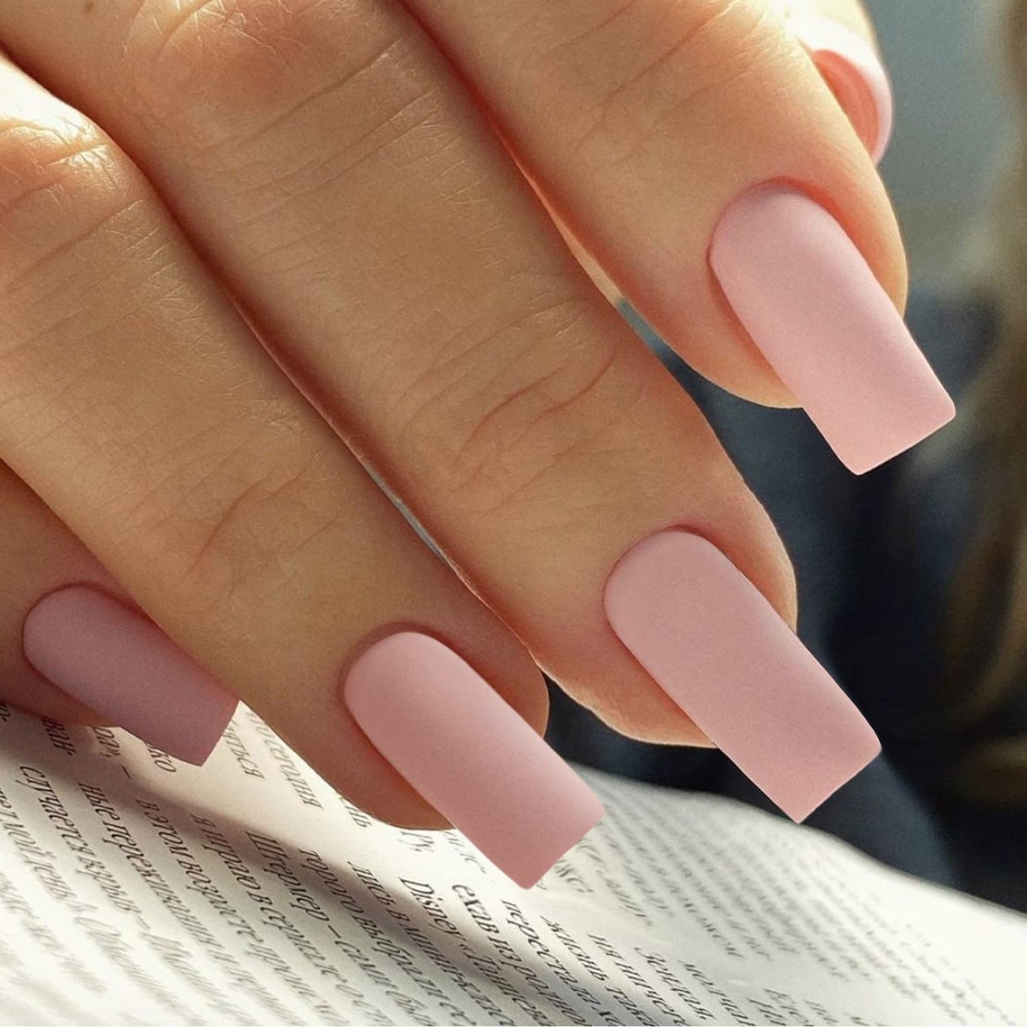 Matte Chalk Pink Press On Nails Medium Long Square, Xcreando Medium Coffin Nails Acrylic Press ons Glue on Nails, Solid Color Fake Nail for Women, Natural Thick Artificial Stick on