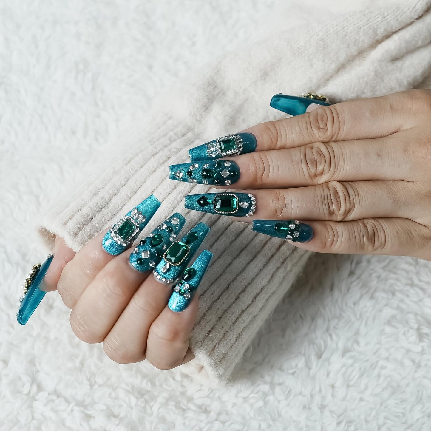 Tesytto Handmade Press on Nails Long Coffin - Emerald Green Luxury 3D Crystal Rhinestones Design, Salon Quality Reusable Fake Nails, Elegant False Nails for Women(Emerald Green Sparkle,S)