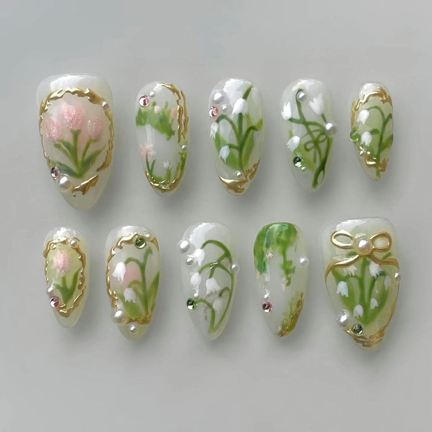 BABALAL Green Press on Nails, Medium Almond Fake Nails, Spring Gold Bling Design Flower Design, 24Pcs Glossy Full Cover Acrylic False Nails for Women Girls