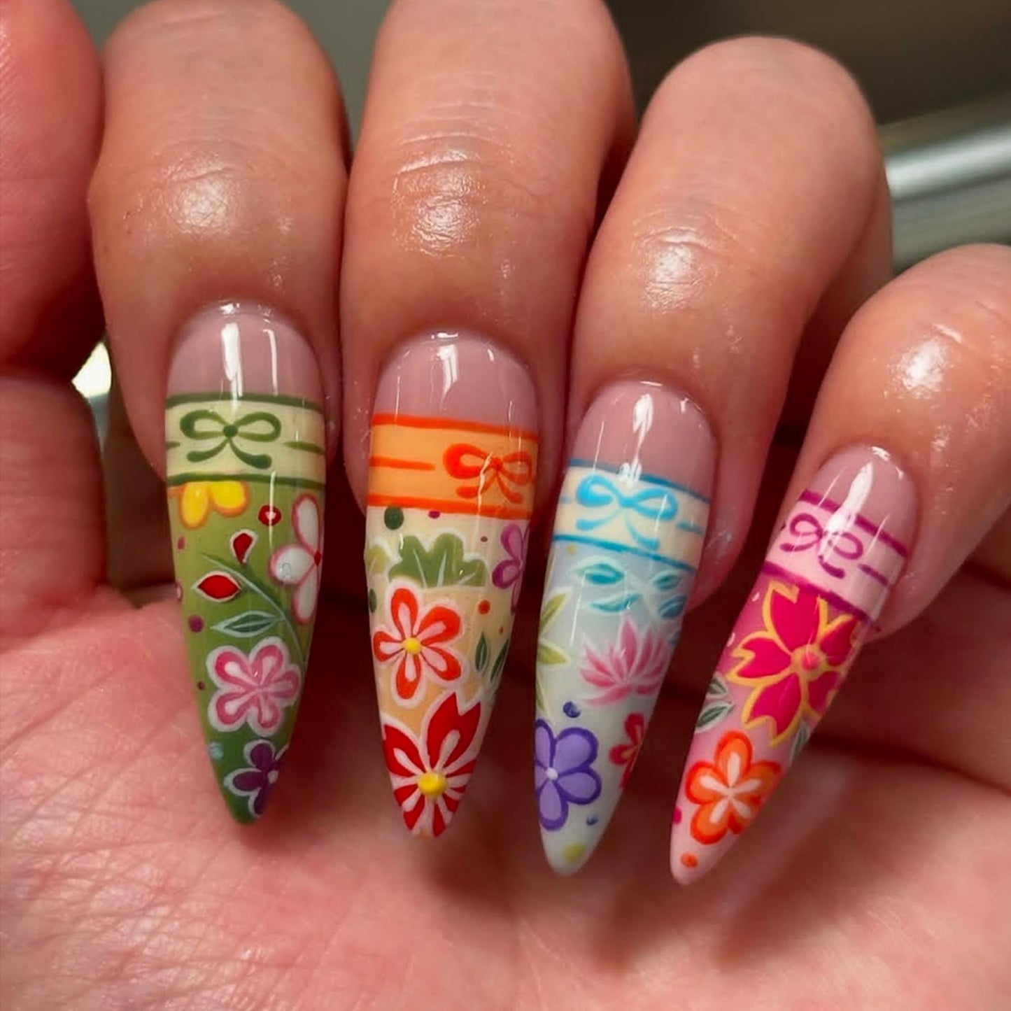 octoswave Press on Nails Long Almond Fake Nails Cute French Tip Artificial Nail Spring Flowers Pattern Stick on Nail for Women 24pcs