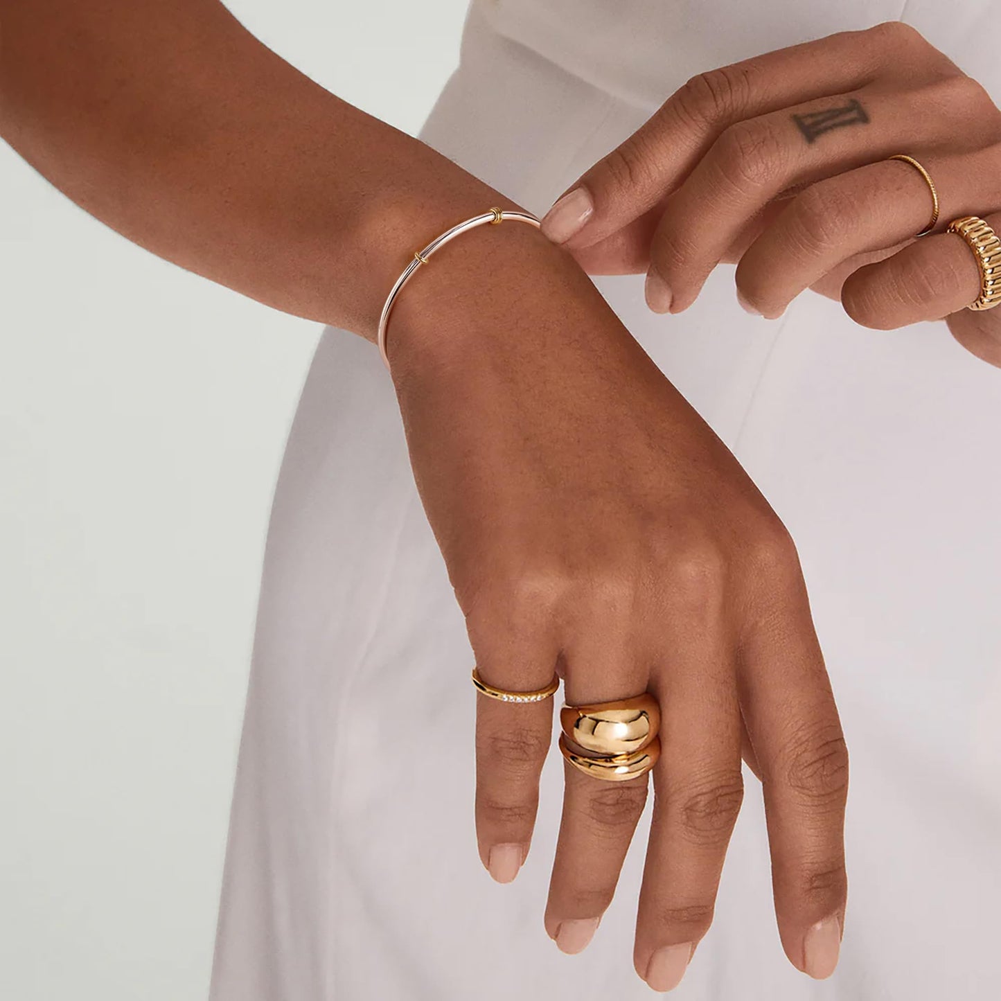 NOKMIT Two-Tone Stackable Bangle for Women High Polished Thin Interlocking Stainless Steel Bracelets Classic Plain Non-Tarnish Gold&Silver Mixed Metal 1PC/3PCS (1pc, 7.5inch)