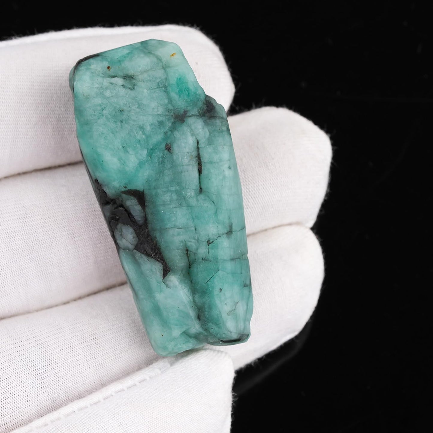 GemSymphony 1pcs Natural Raw Emerald Gemstone, Birthstone, Loose Crystals, Jewelry Making Supply, Wire Wrapping, Chakra Healing, Crafting, Decor (40x16 mm)