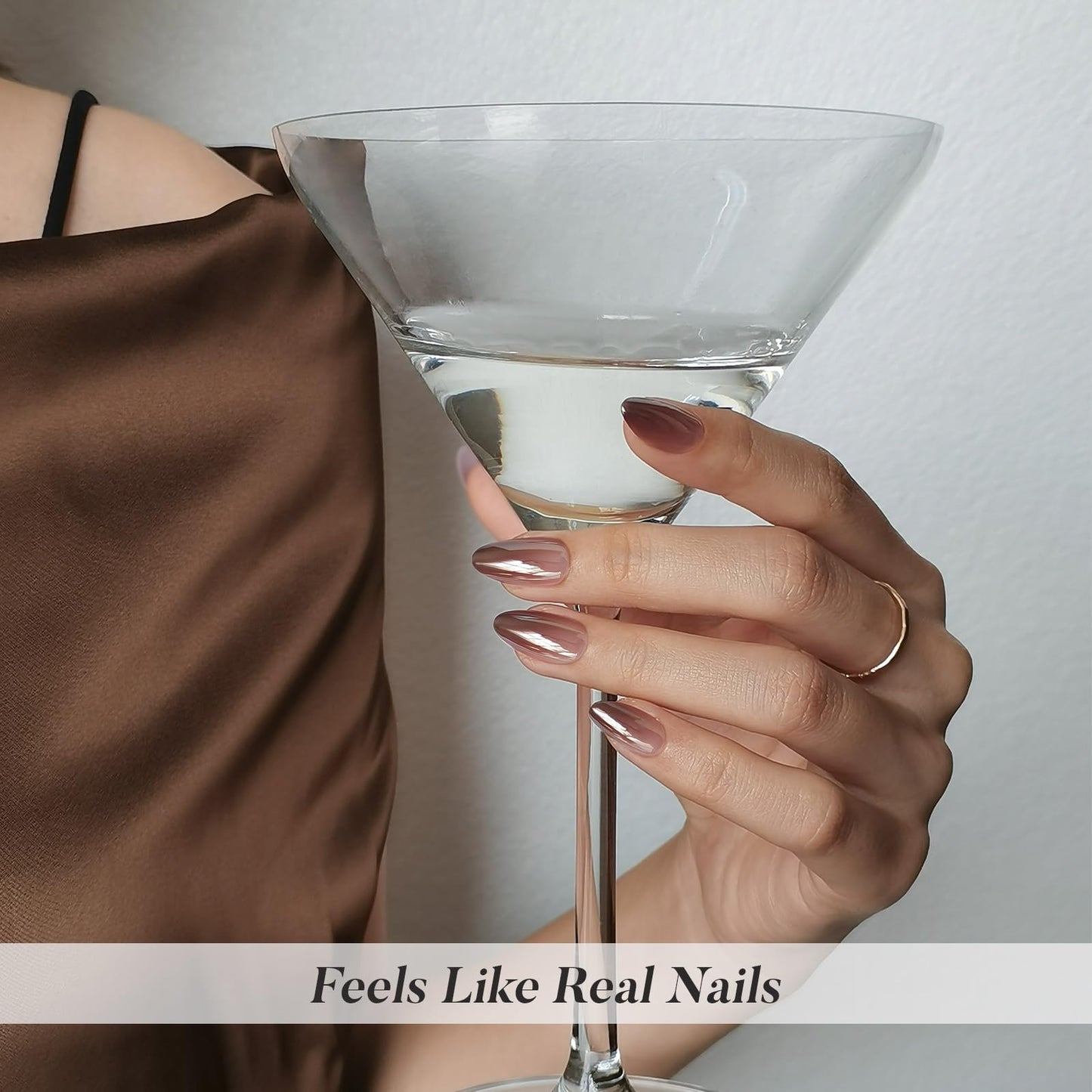 Brown Ombre Press on Nails Short - SHANGMENG Chrome Press on Nails Almond for Women Gift, Natural & Glossy Stick on Nails in 16 Sizes - 32 Reusable Soft Gel Fake Nails with Glue, Iced Americano