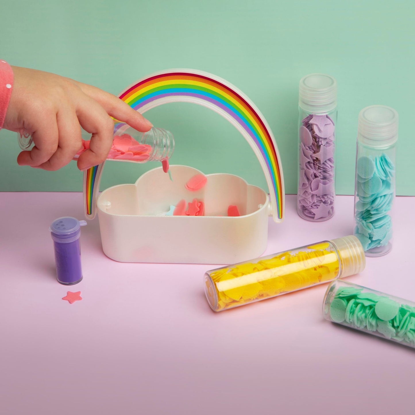 Craft-Tastic Bubble Bath Magic Potion Kit Bath Time Toys, Arts and Crafts for Kids, Non-Toxic, Ages 4+ With Help