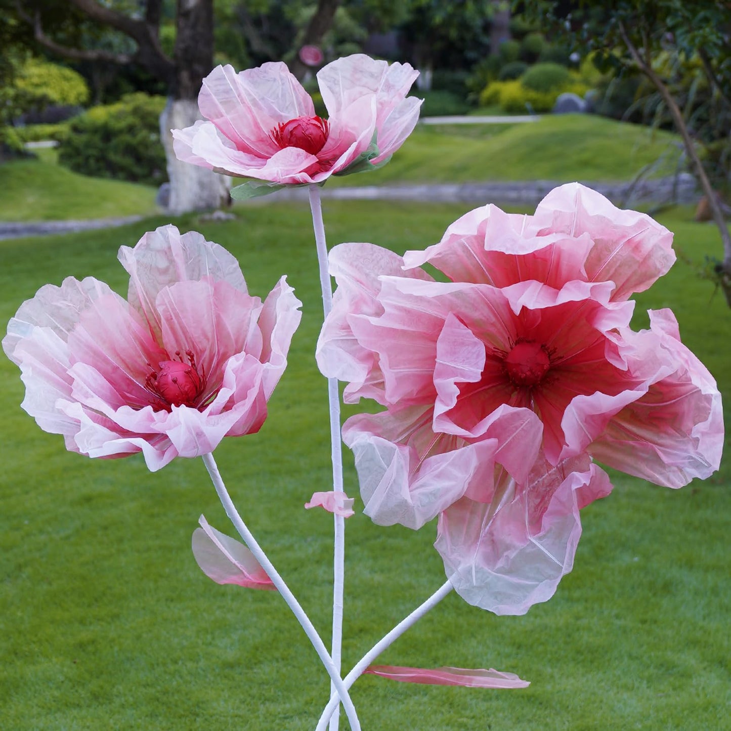 HAZHEYE Giant Artificial Flower Decor with Stand,Oversized Freestanding Gradient Statement Flower for Wedding Flower Decor,Event,Commercial Display,Photo Backdrop & Home Decoration (Pink)