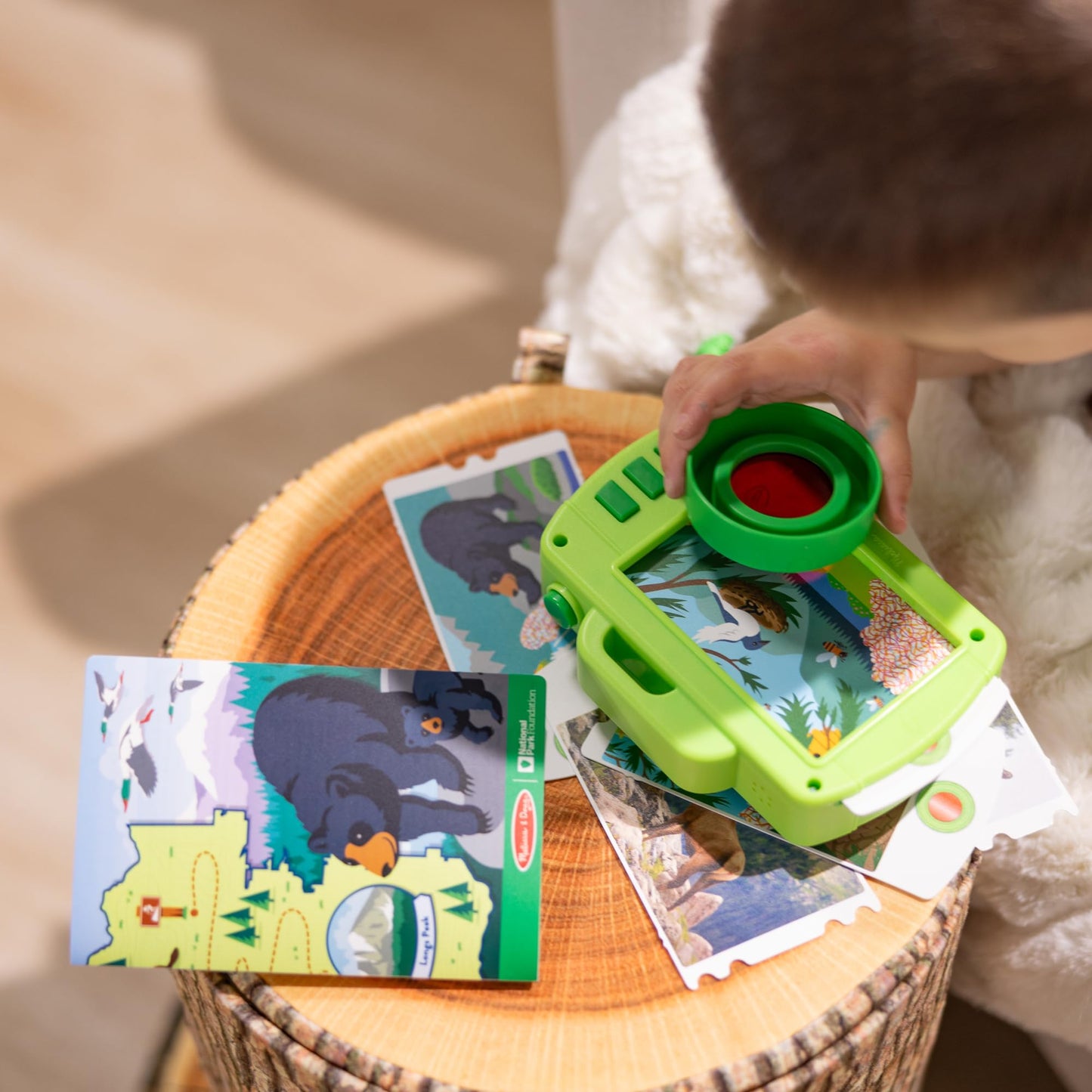 Melissa & Doug Rocky Mountain National Park Sights and Sounds Wooden Toy Camera Play Set - FSC Certified