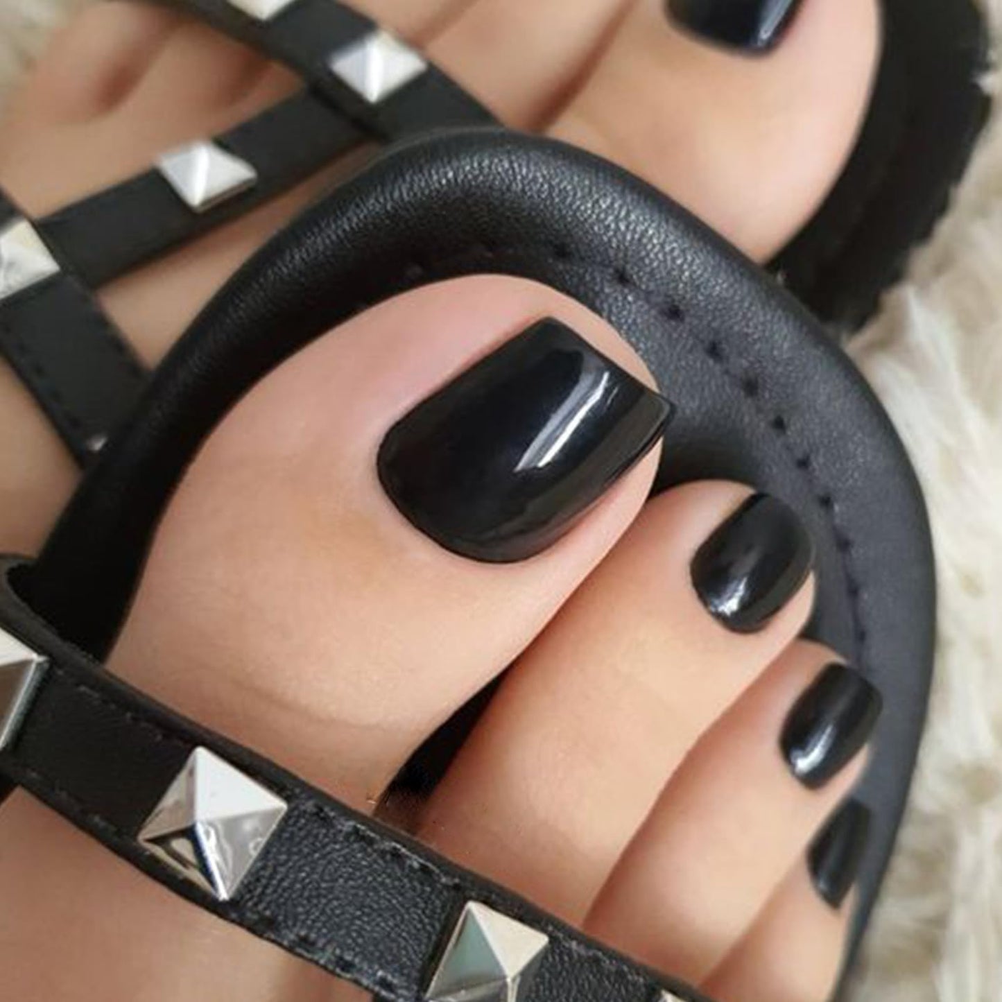 GLAMERMAID Press on Toenails,Dark Red and Black Toenails Press ons,48 Pcs 2 Sets UV Glossy Glue on Toenails for Women Girls,Reusable Acrylic Stick on Toenails for Spring Summer