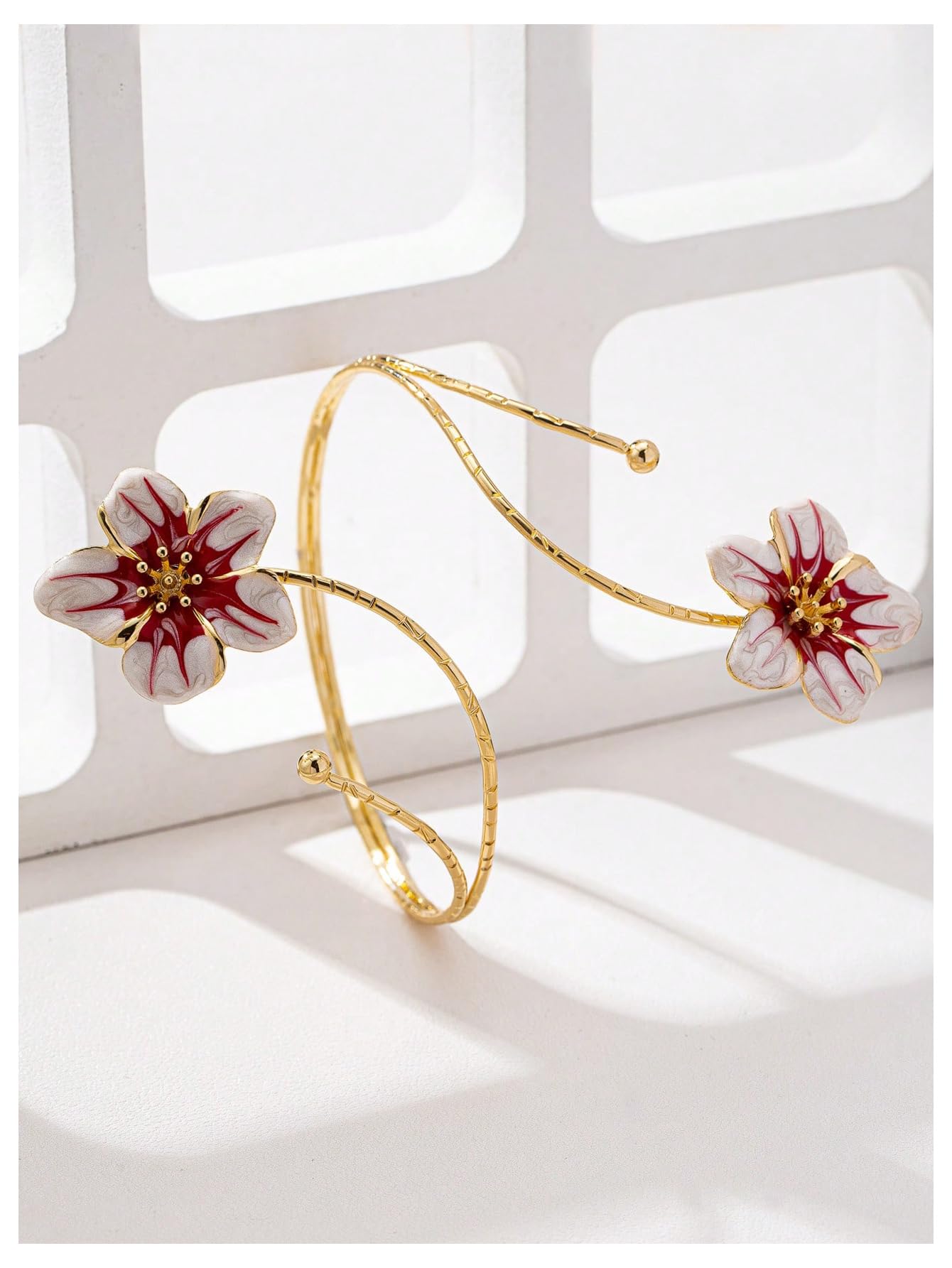 MakeMeChic Beach Gold Arm Cuff Jewelry for Women Bangle Band Armlet Flower Upper Arm Cuff Bracelet Summer Beach Essentials White and Pink One-Size