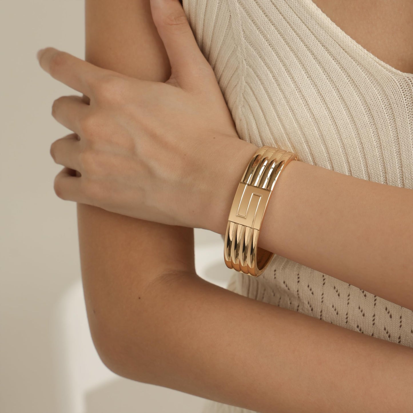 MIJENITI Chunky Gold Cuff Bracelets for Women Thick Wide Charm Bracelets Statement Gold Jewelry Hypoallergenic Bracelet