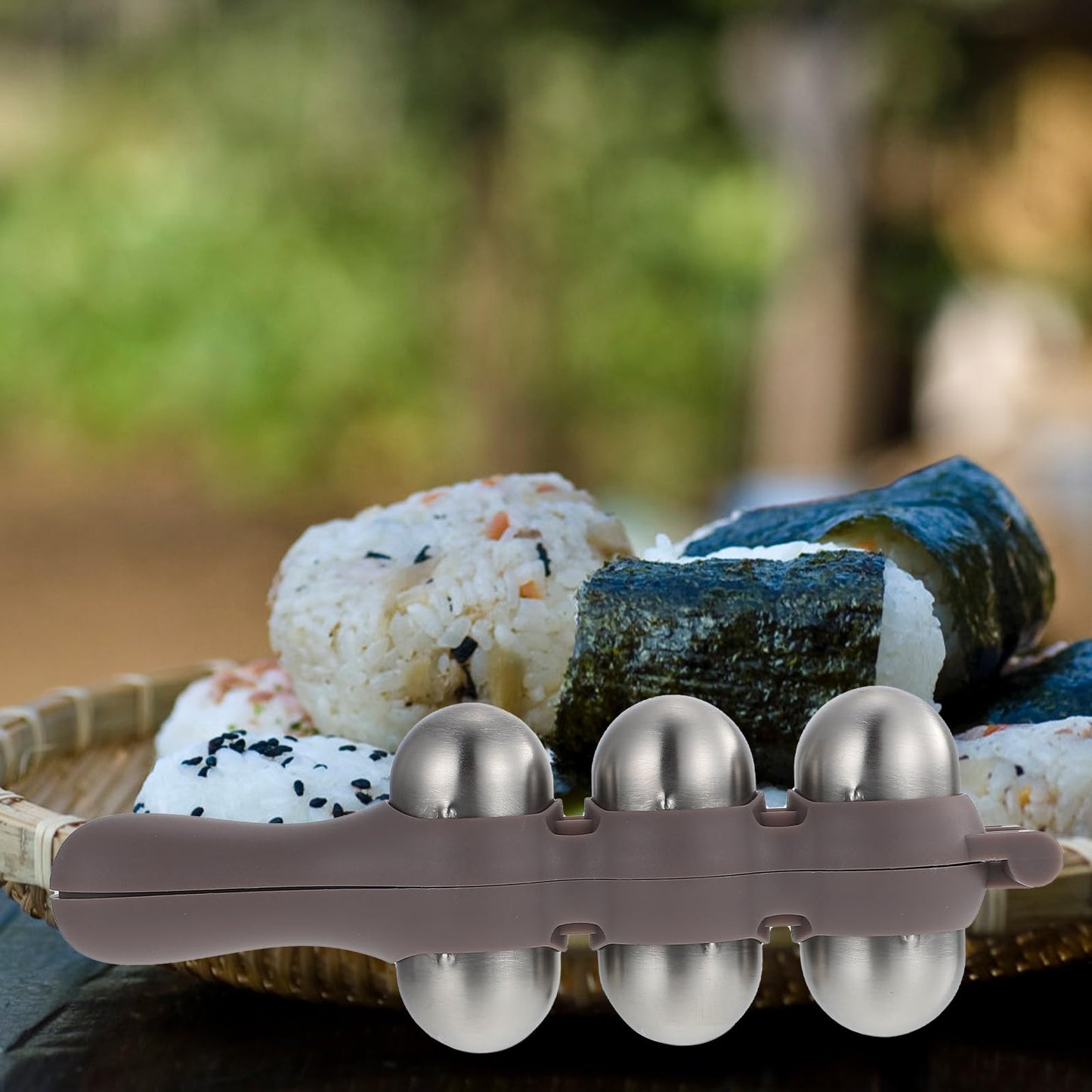 New Housewarming DIY Rice Baller Shakers Rice Ball Molds Lunch Maker Mould Sushi Maker Mould with a Mini Rice Paddle Onigiri Mold Ball Shaped Kitchen Tools Food Decor for 1 Set