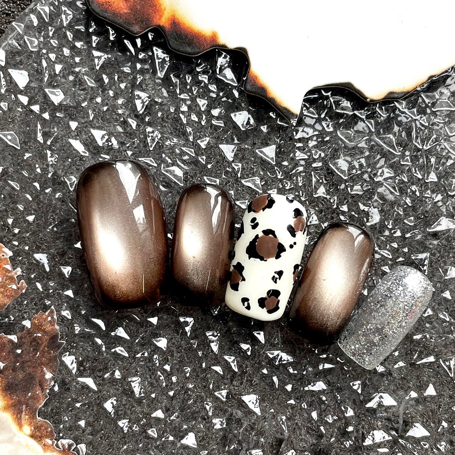 DreamRunNails Handmade Press on Nails, Medium Almond Glue on Nails, Glossy Finish False Nails, Bronze and Leopard Print with Silver Glitter, Reusable Acrylic Fake Nails