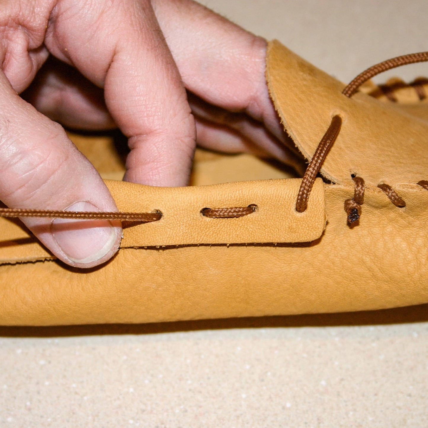 Realeather C4604-03 Adult Moccasin Leathercraft Kit, Size 8-9, Golden Tan, 1-Pair