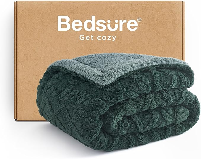 Bedsure Sherpa Fleece Blanket Twin Size for Bed - GentleSoft Fluffy & Cozy Cable Jacquard Tufted for Women Gift, Thick and Warm Blankets for Winter, Dark Green, 60x80 Inches